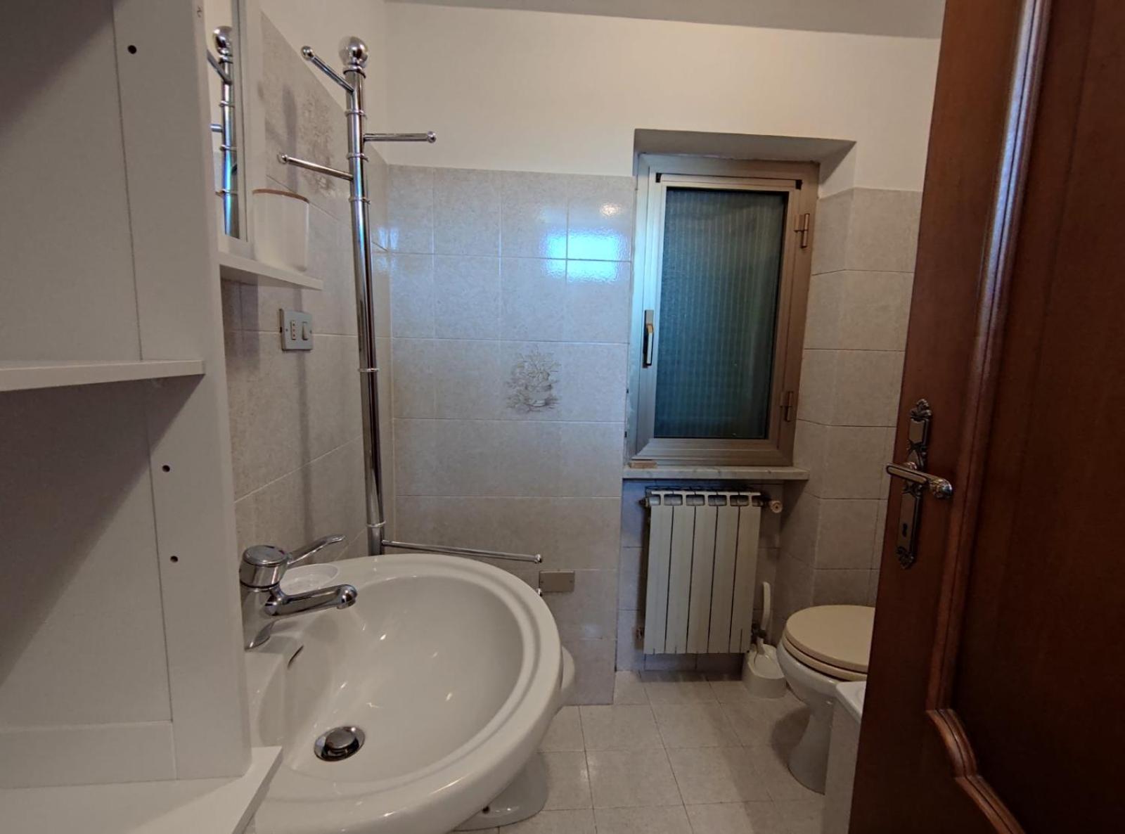 Apartment with Balcony photo 2