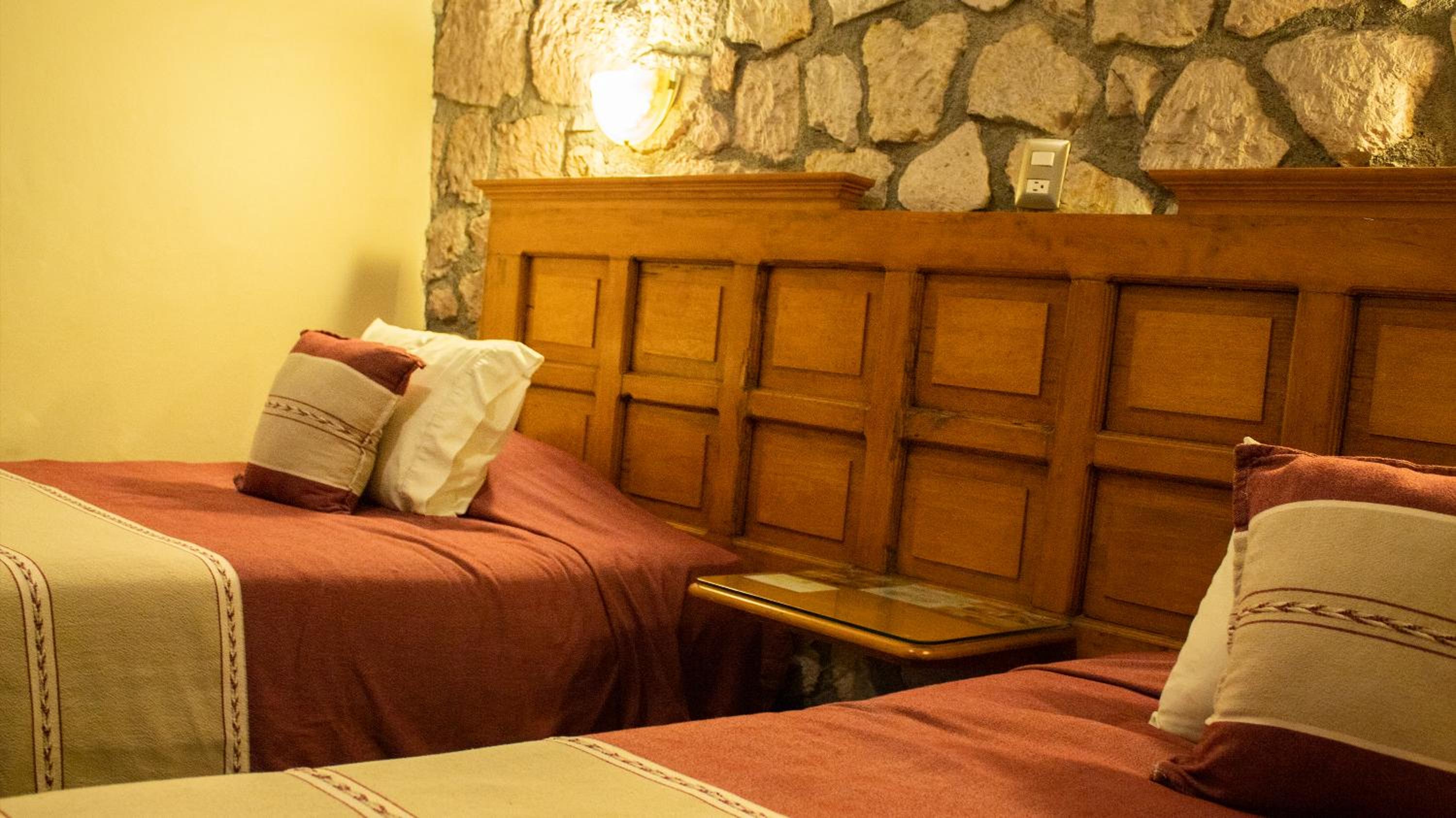 Double Room with Private Bathroom photo 2