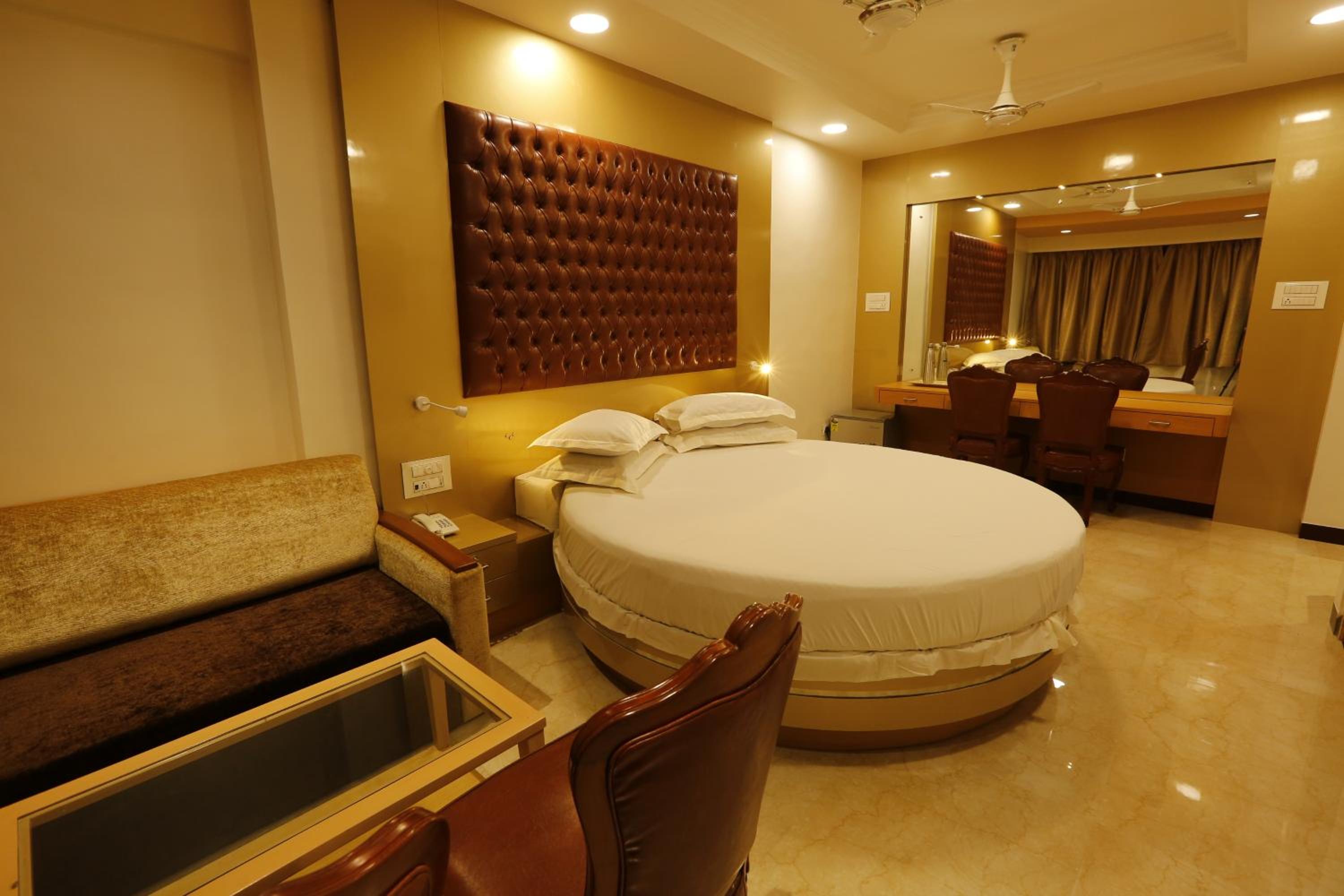 Deluxe Queen Room photo 3