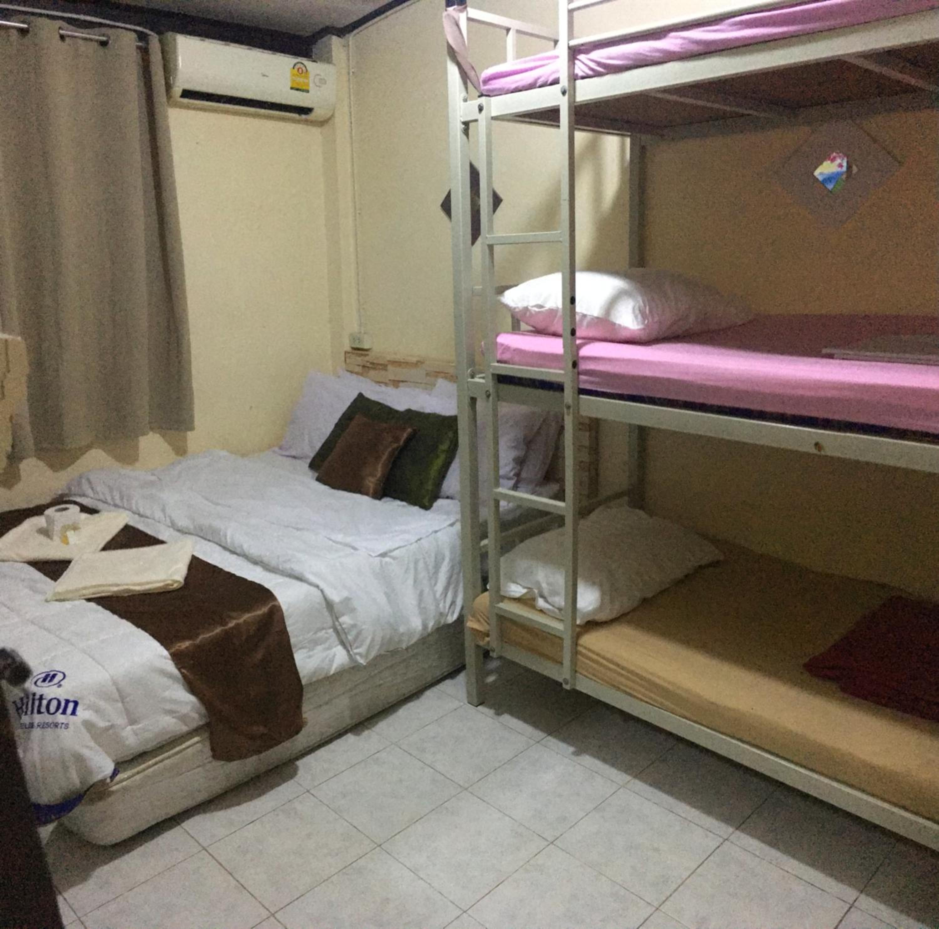 Deluxe Double Room with Extra Bed photo 1