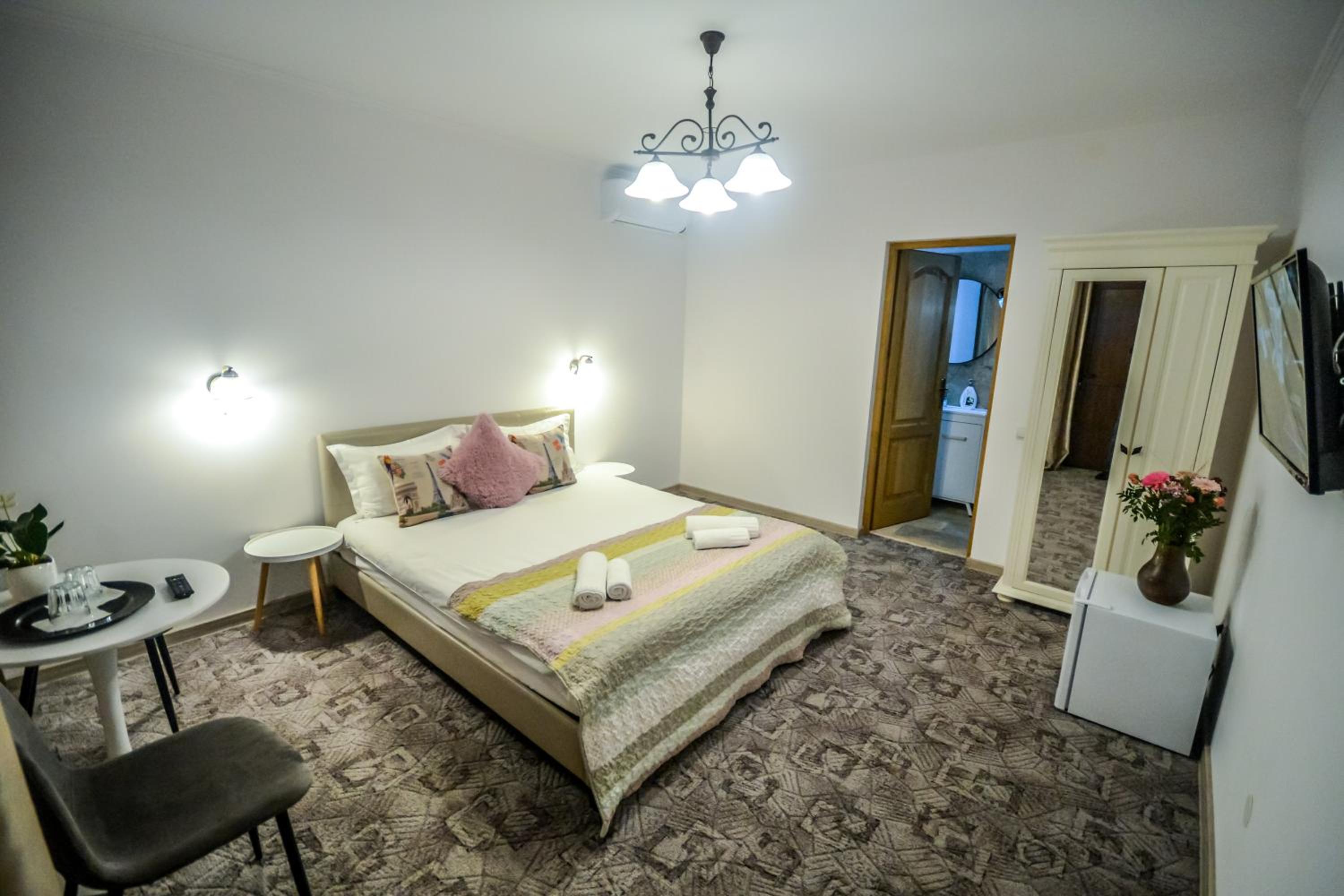 Deluxe Double Room photo 2