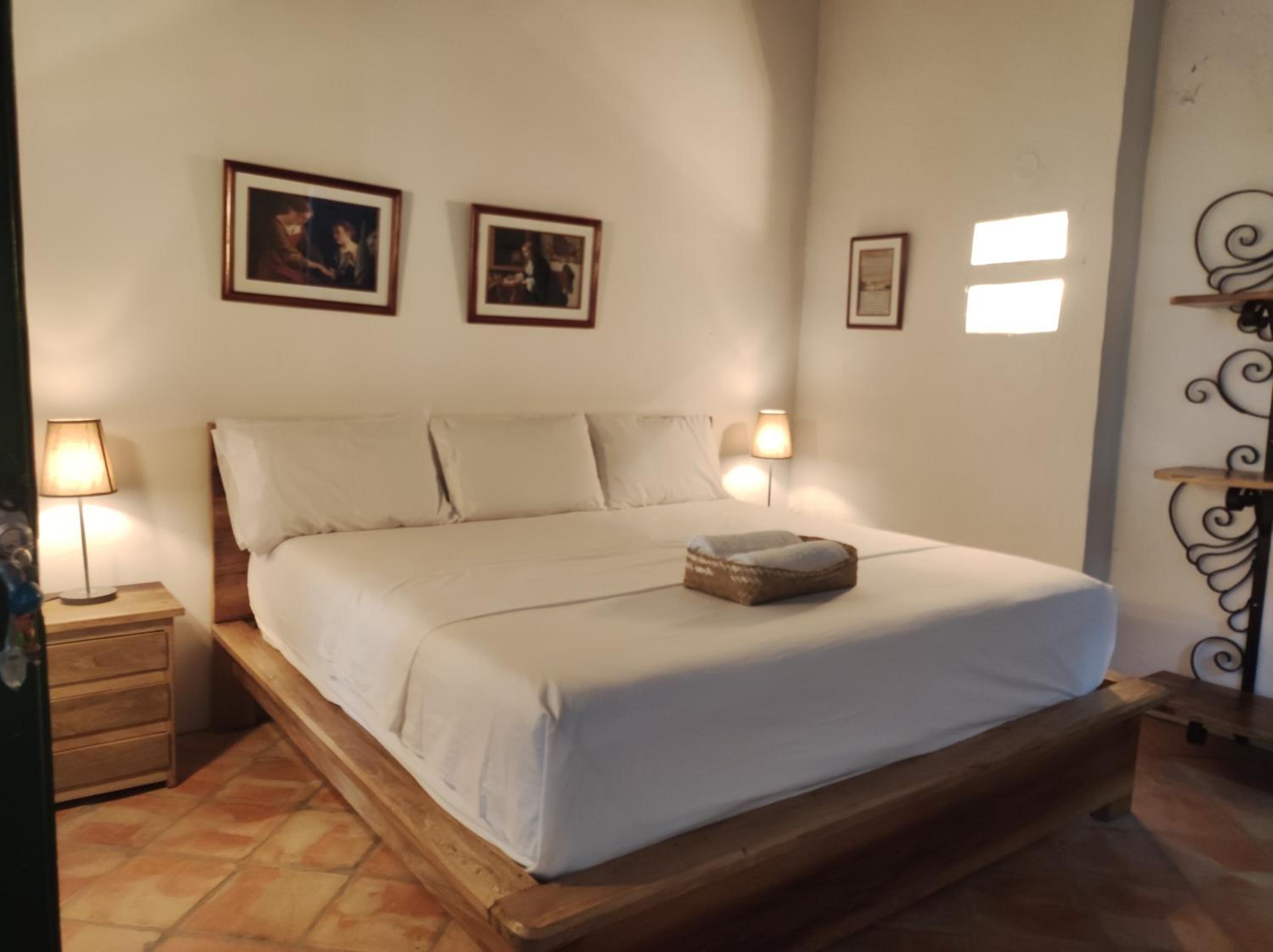 Double Room with Private Bathroom photo 2