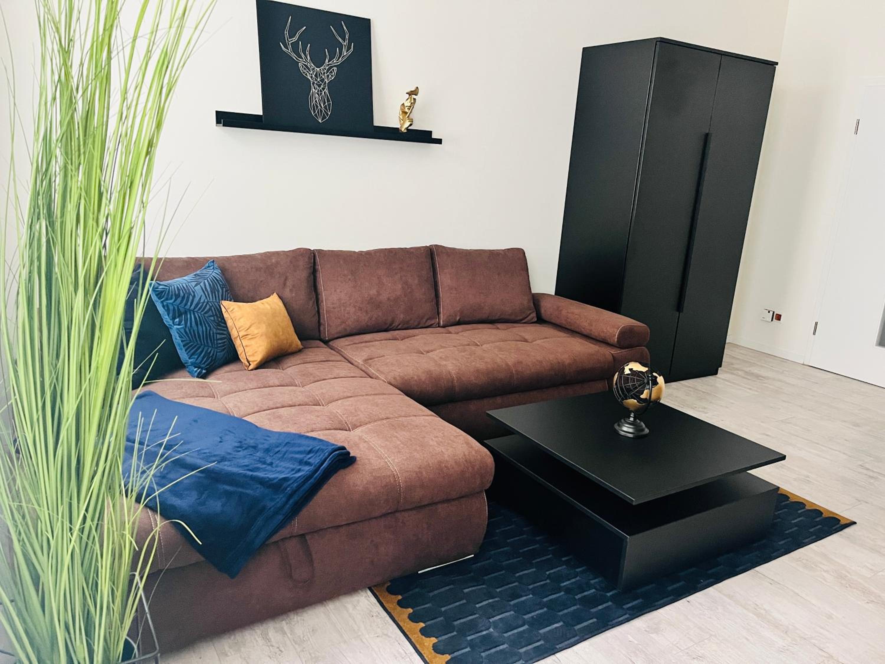 One-Bedroom Apartment photo 1