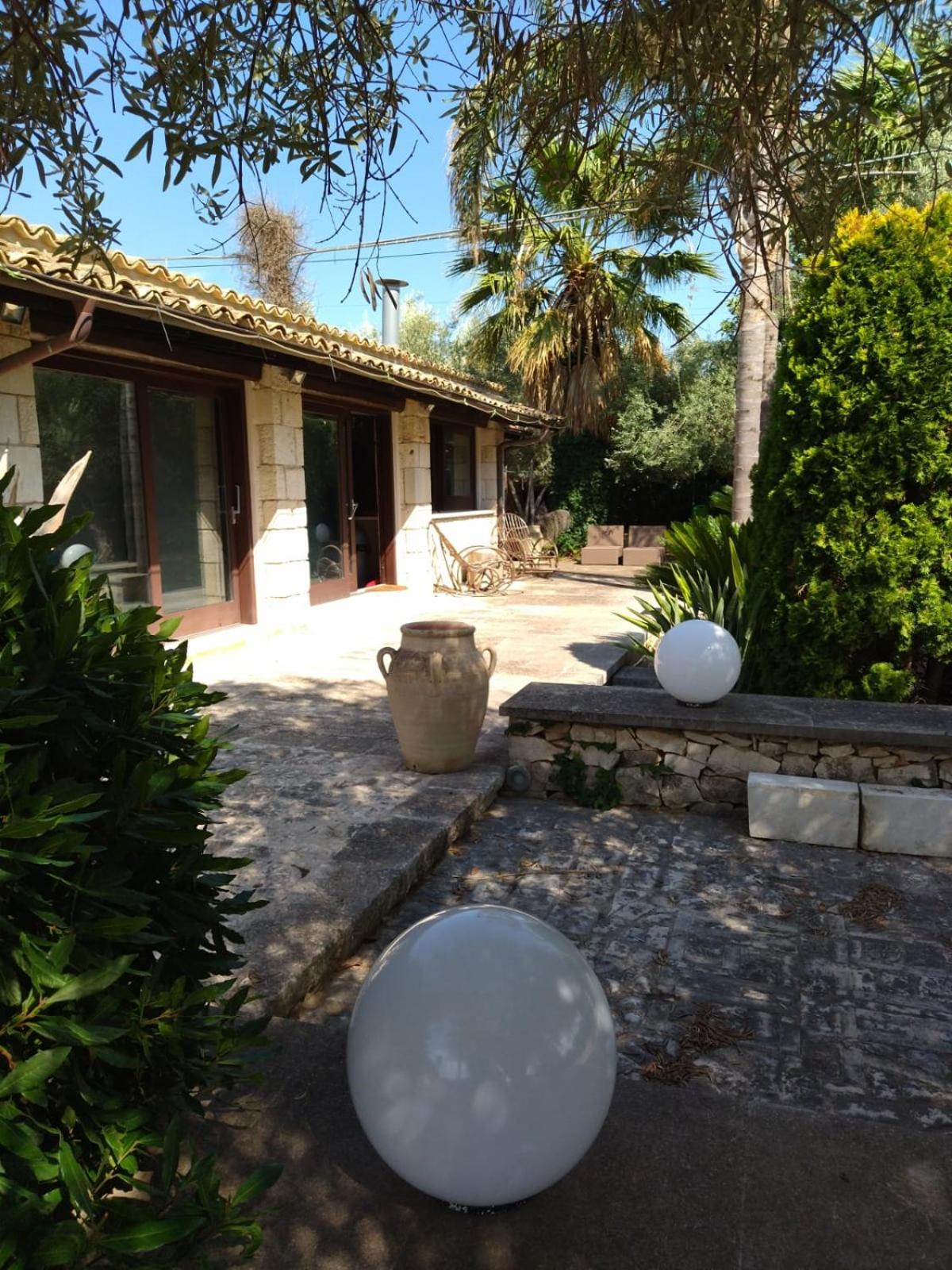 One-Bedroom Villa
