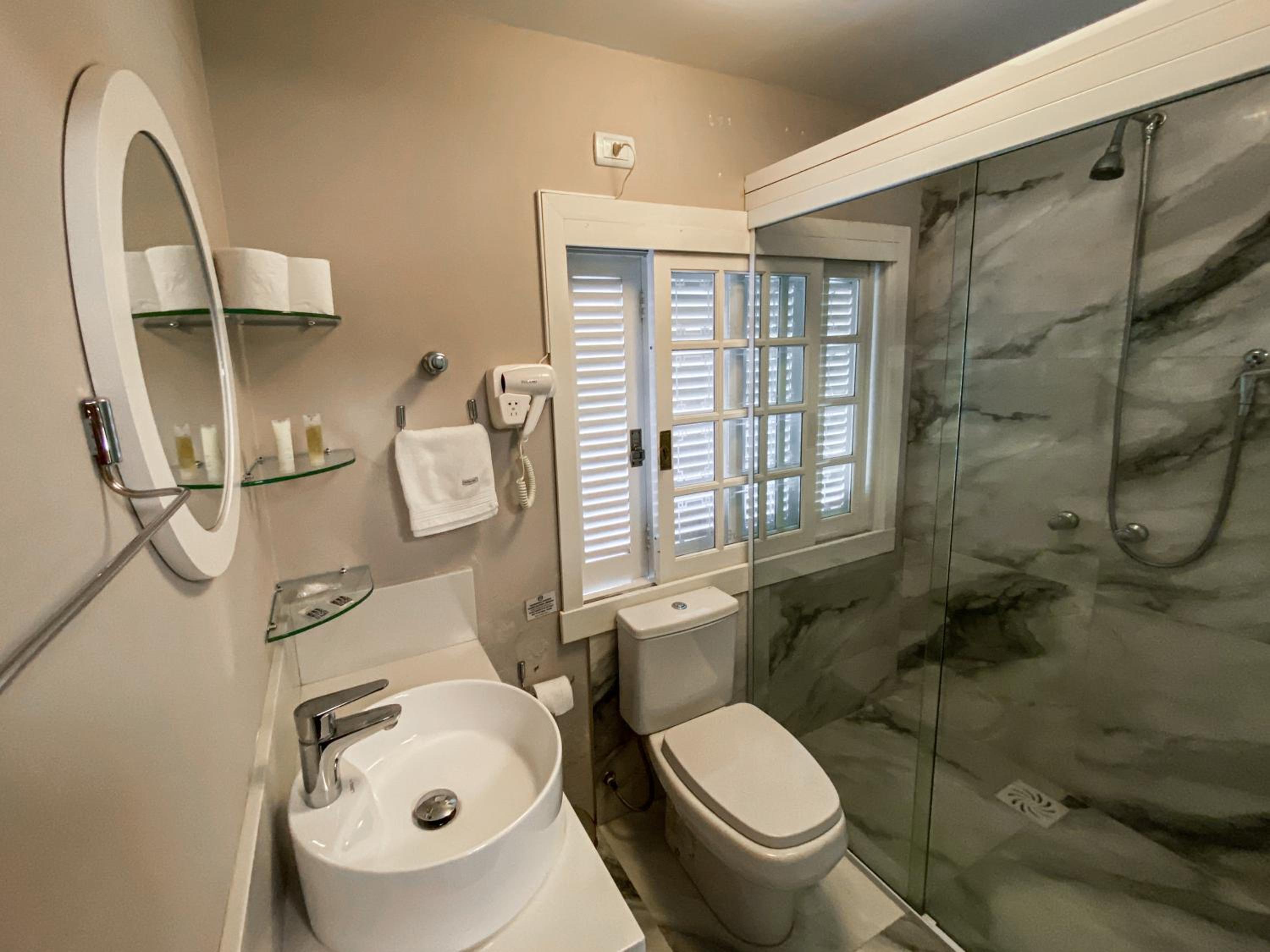 Standard Double Room - Photo 6