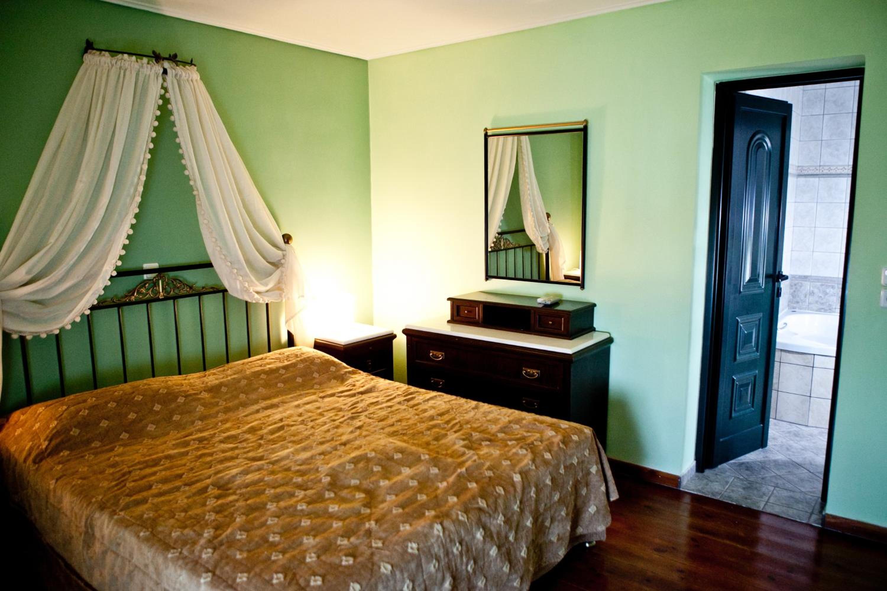 Maisonette photo 1