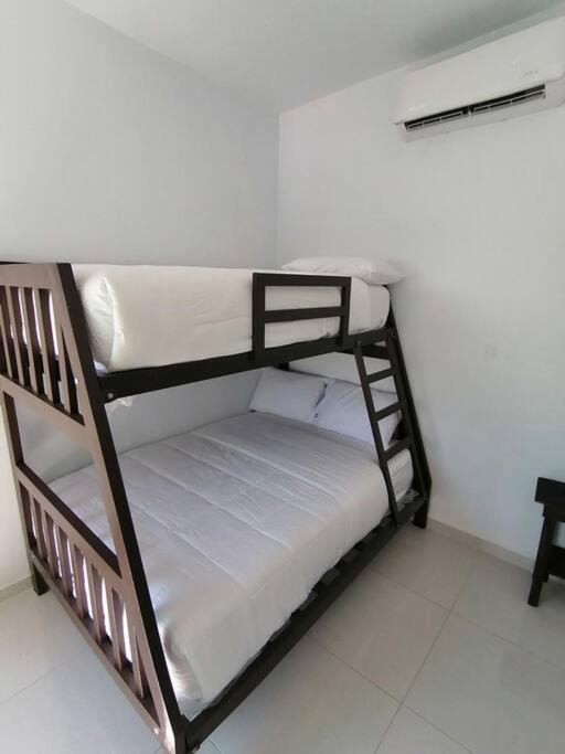 Three-Bedroom Villa photo 1