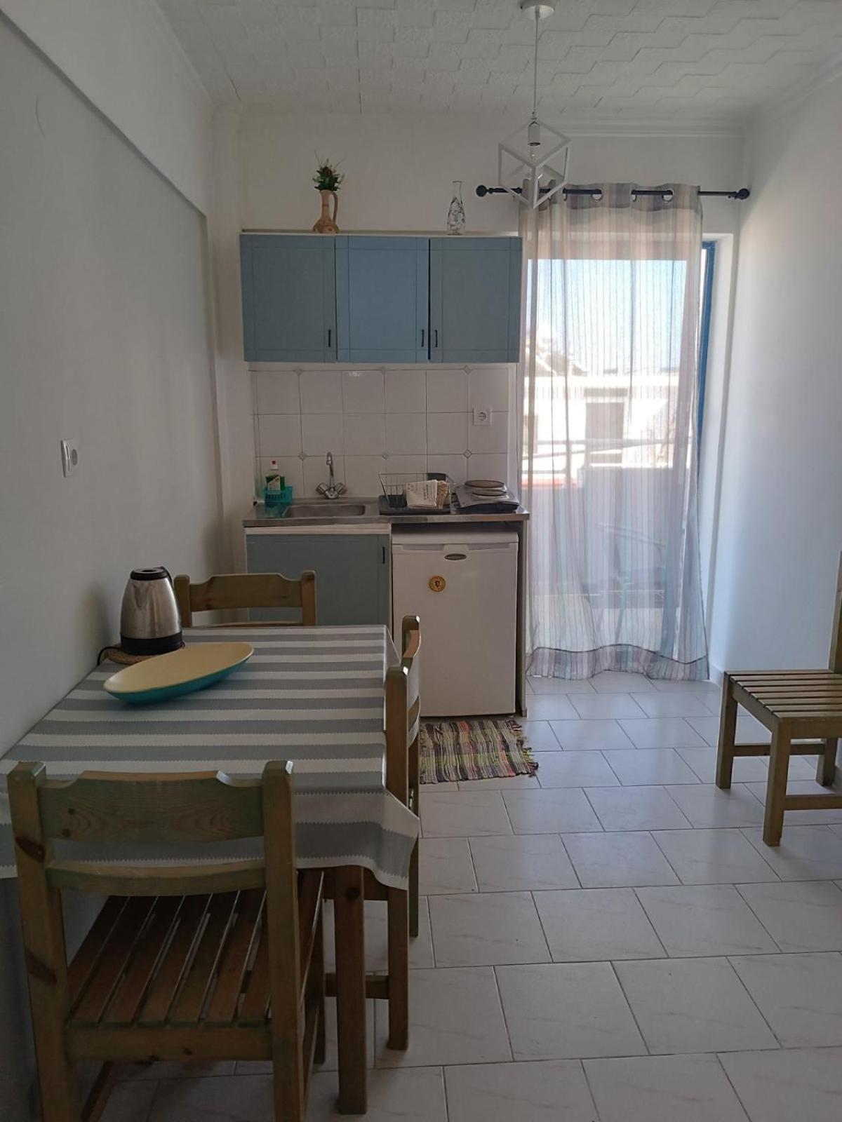 Apartment photo 2