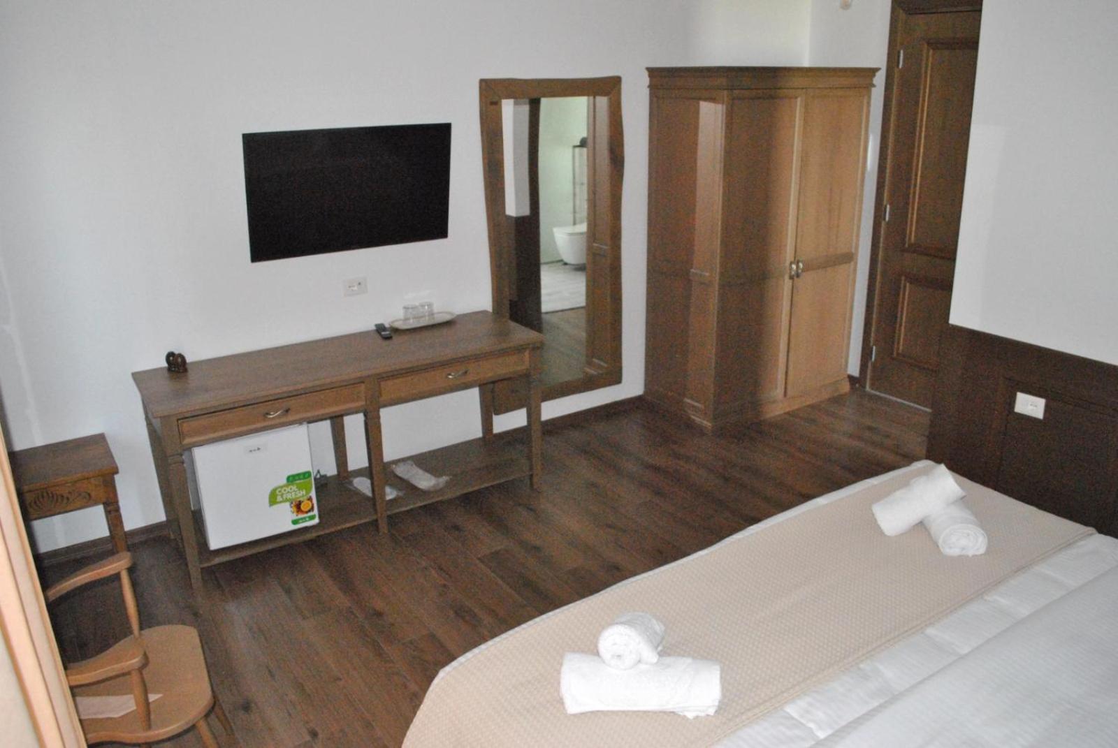 Deluxe Triple Room photo 3