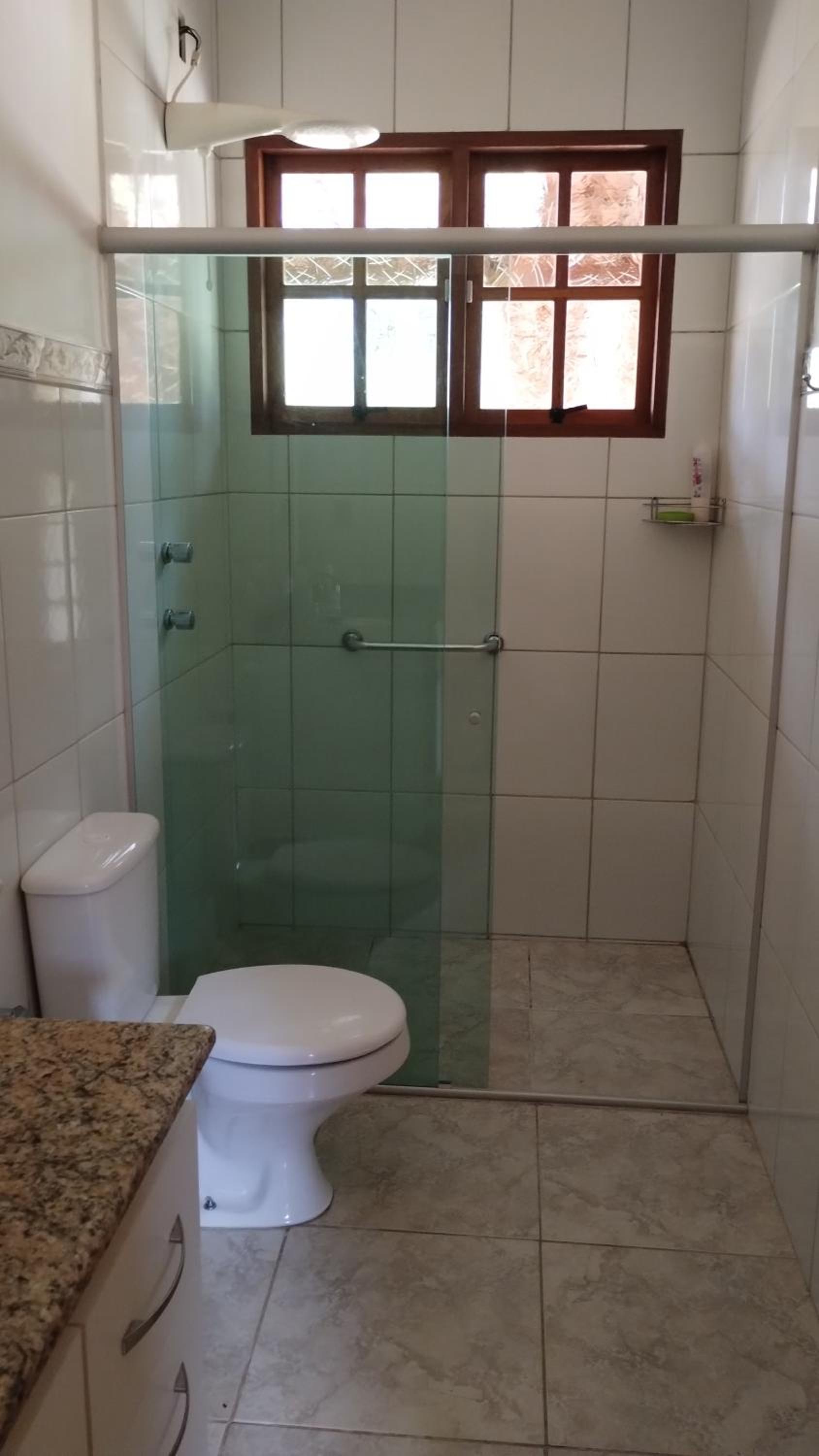 Economy Triple Room with Shared Bathroom photo 3