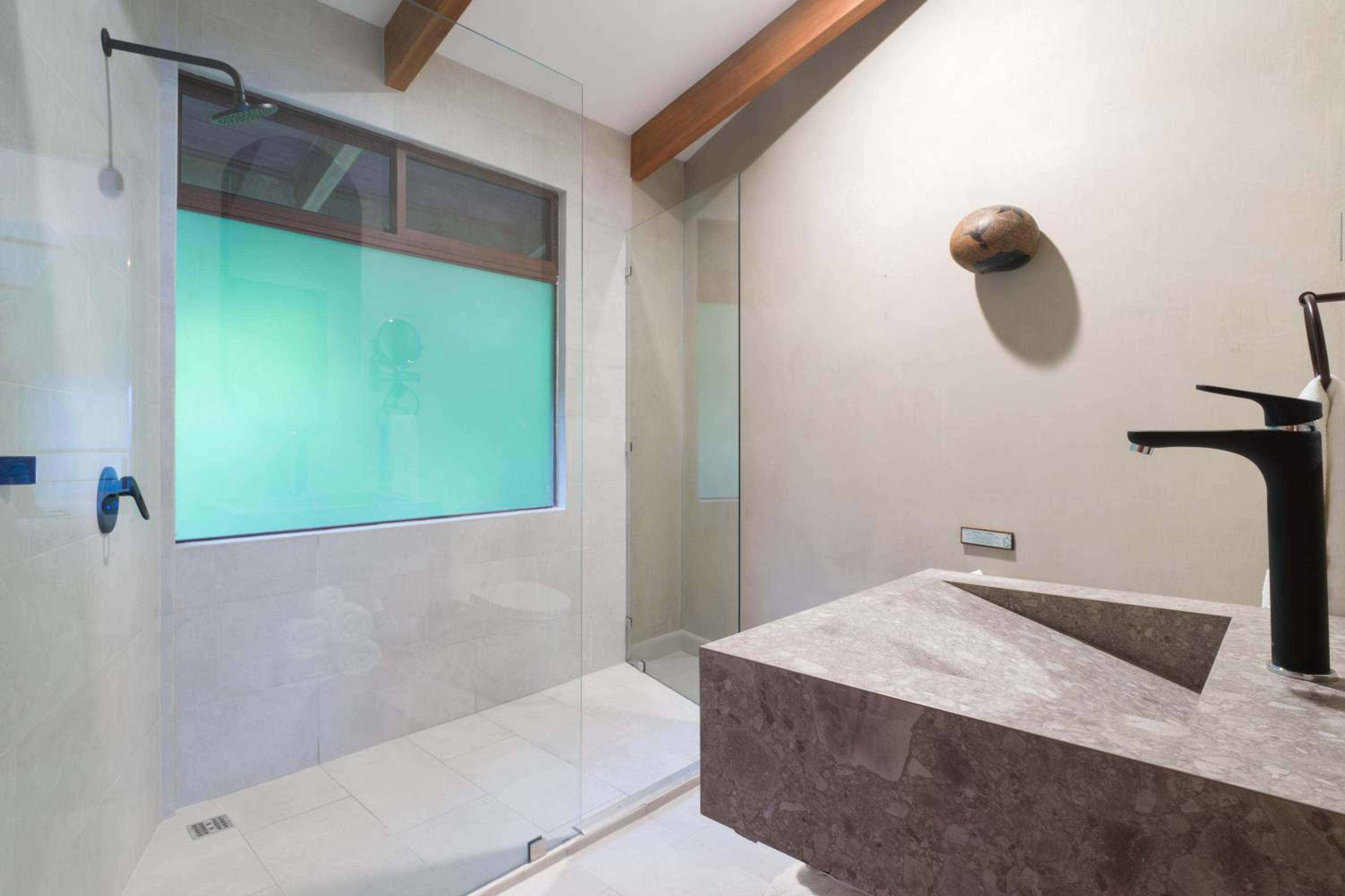 Grand Vista Suite photo 3