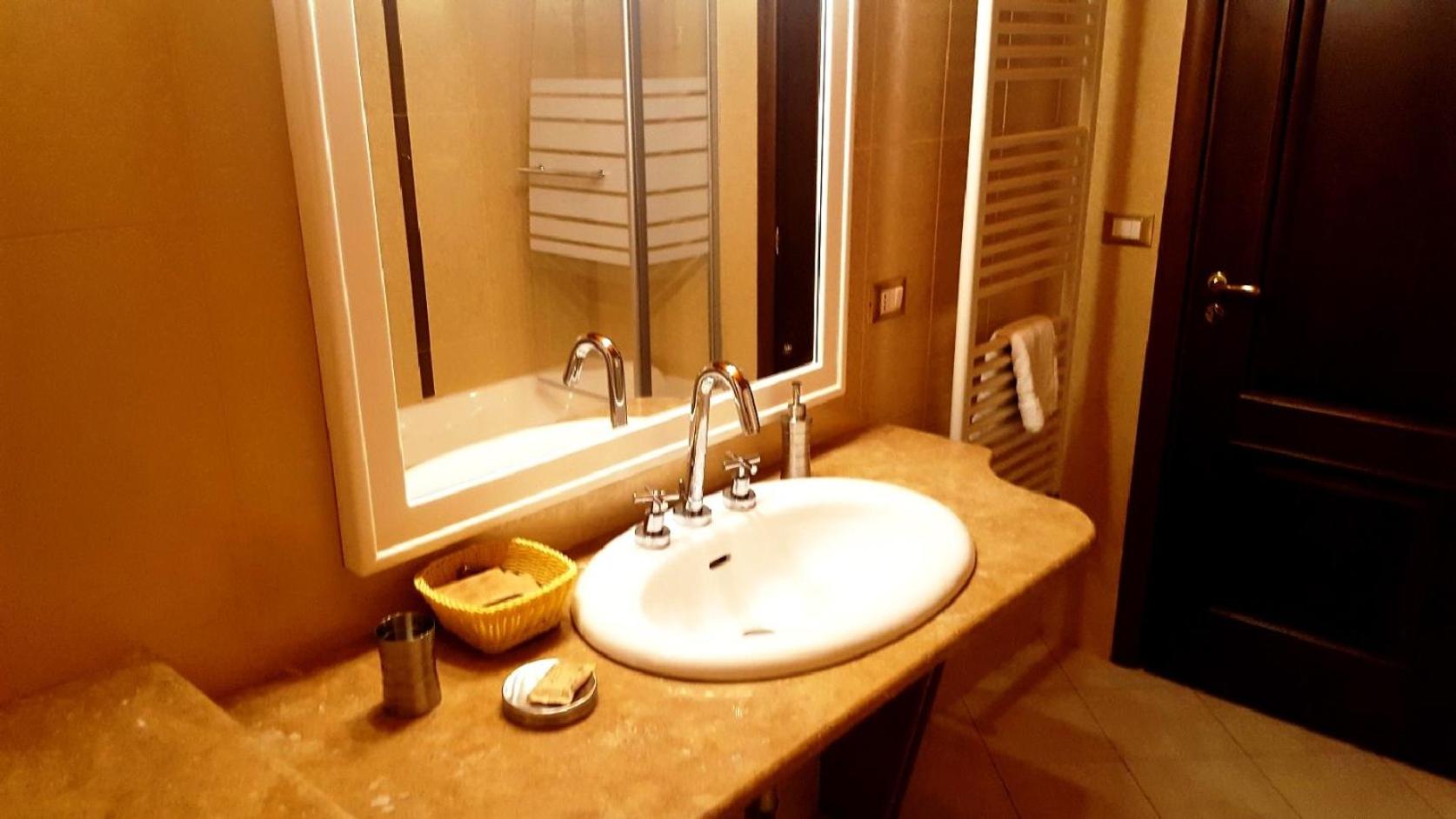 Superior Quadruple Room - Photo 3