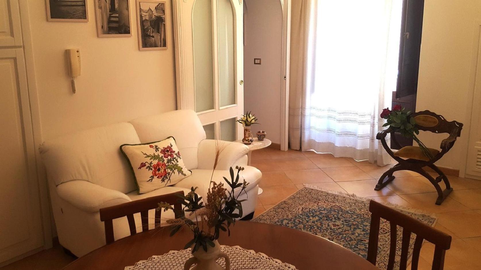 Two-Bedroom Apartment - Photo 1