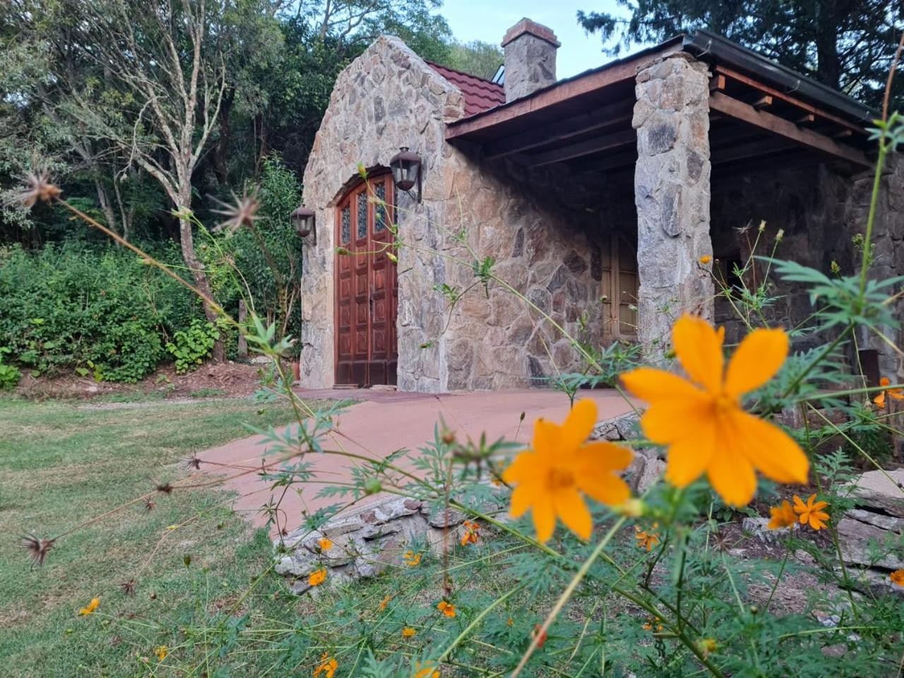 Cottage with Garden View photo 3