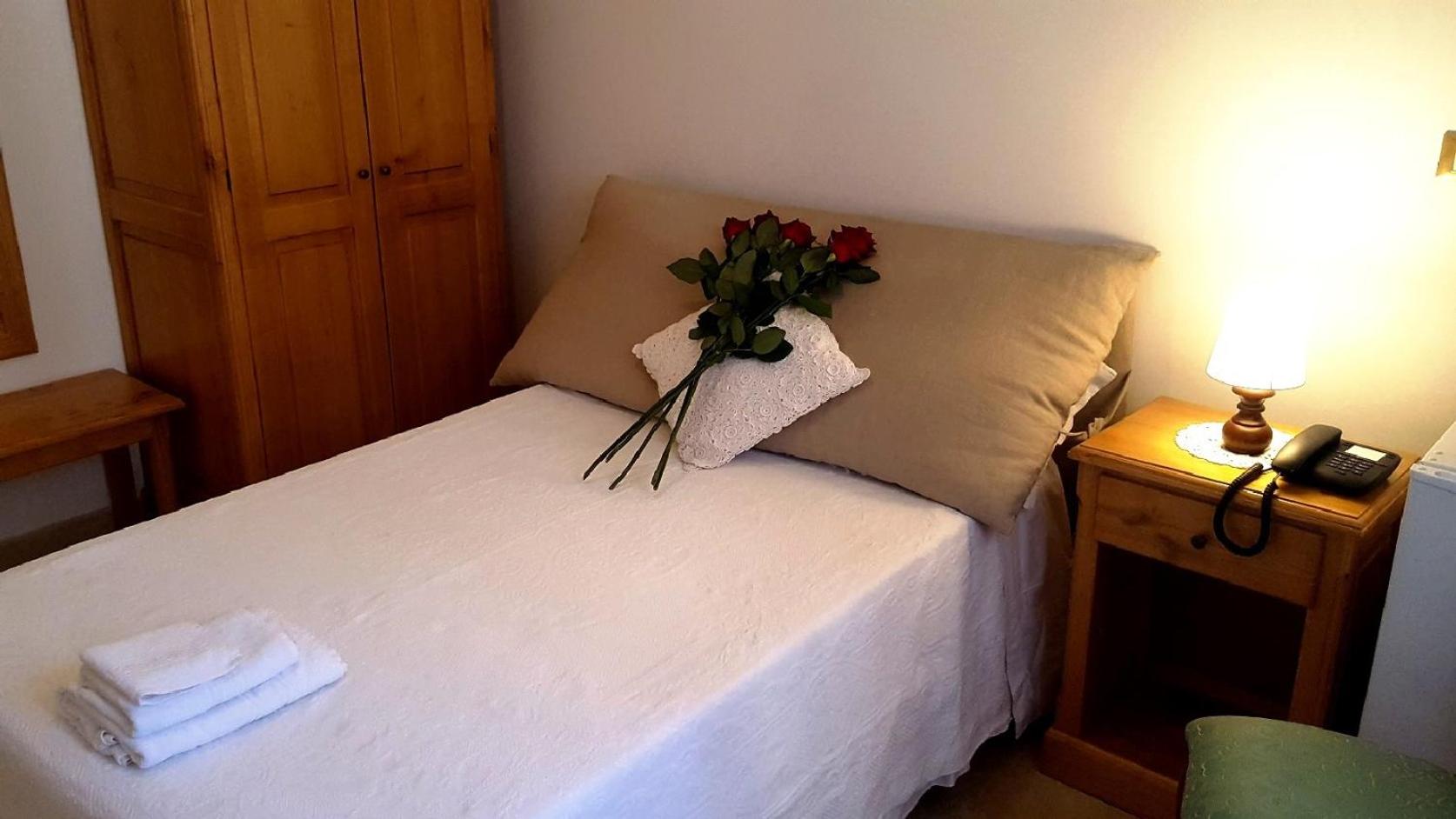 Three-Bedroom Suite - Photo 6