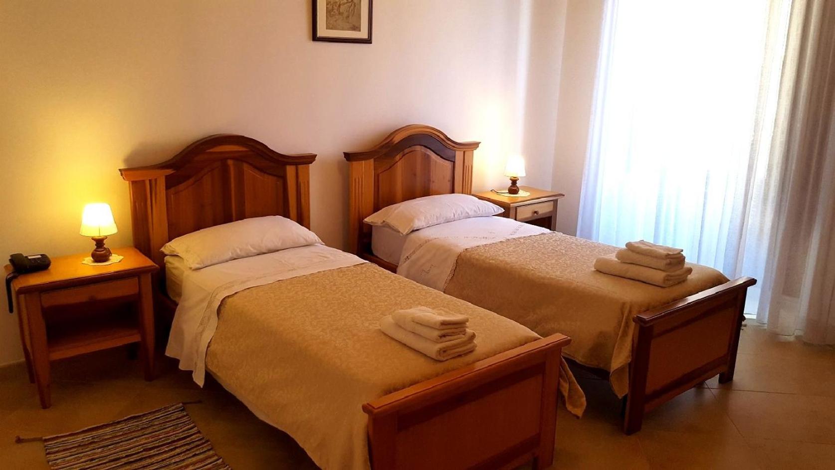 Three-Bedroom Suite - Photo 11