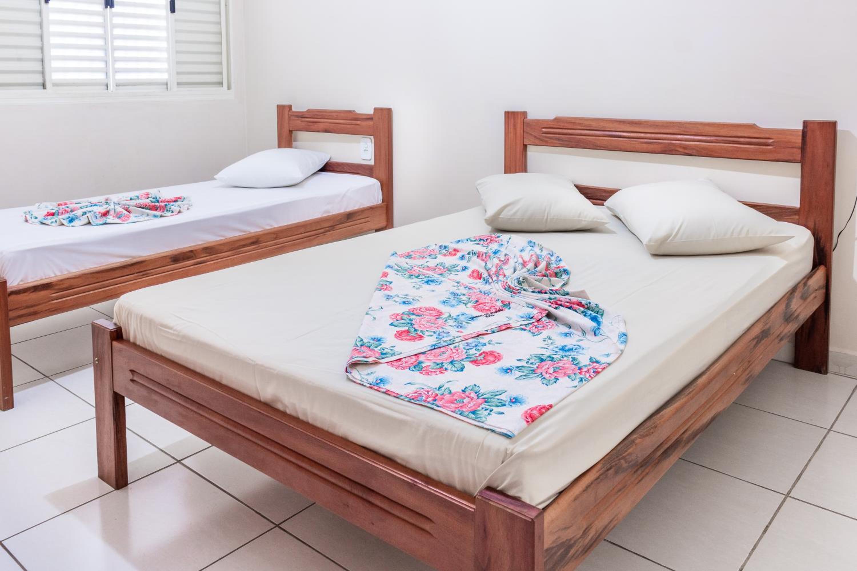 Standard Triple Room - Photo 2