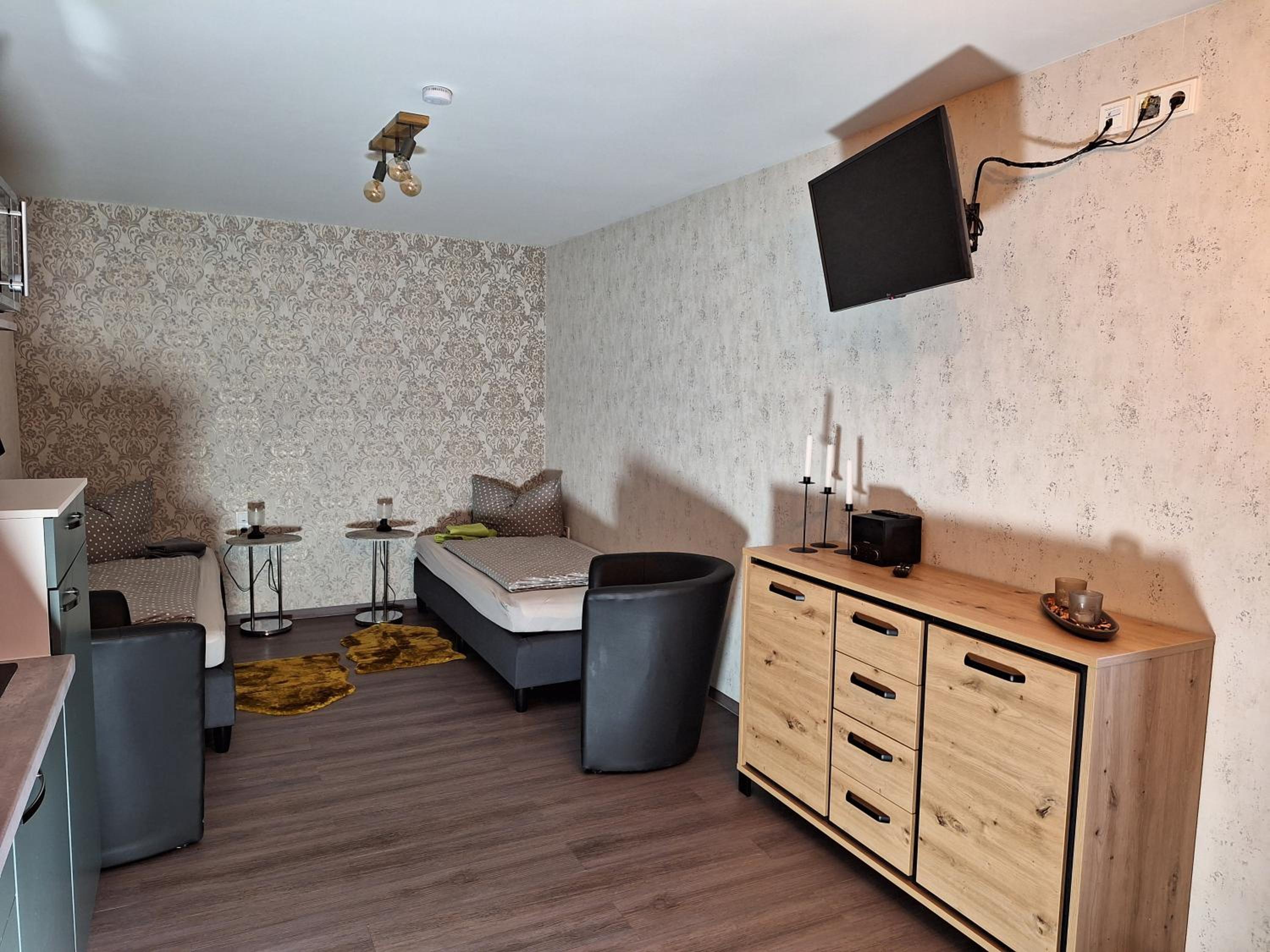 Large Double Room photo 2