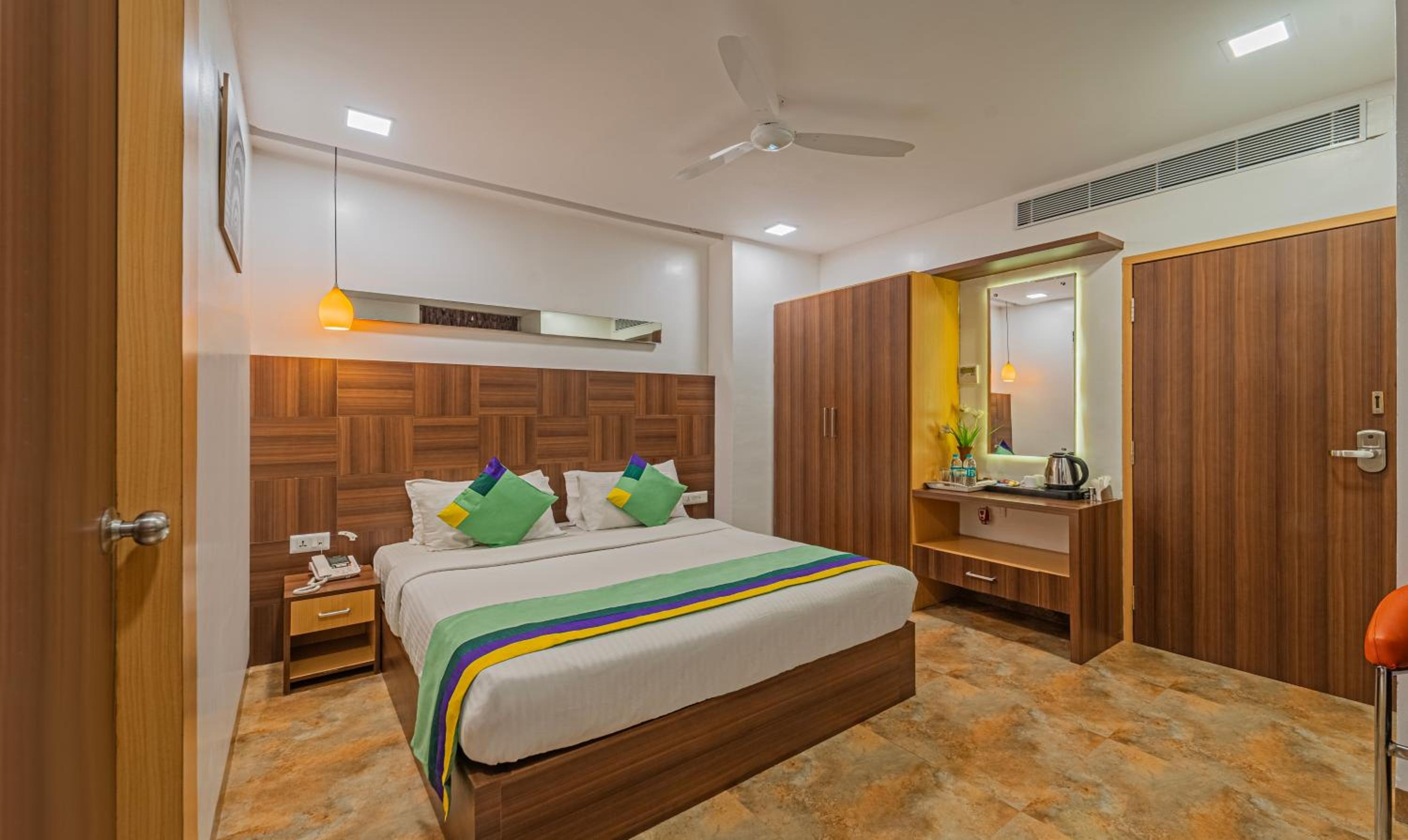 Standard Double Room - Photo 3