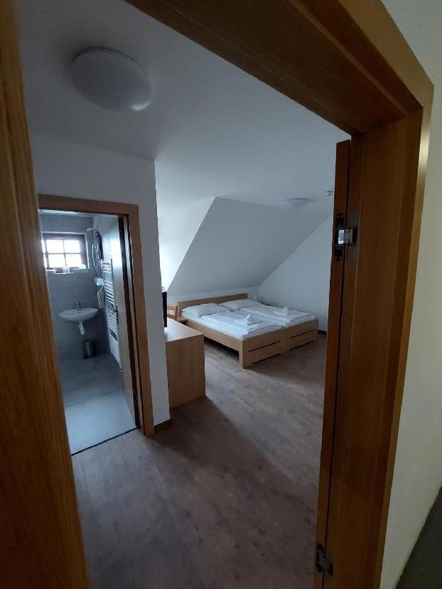 Twin Room With Mountain View