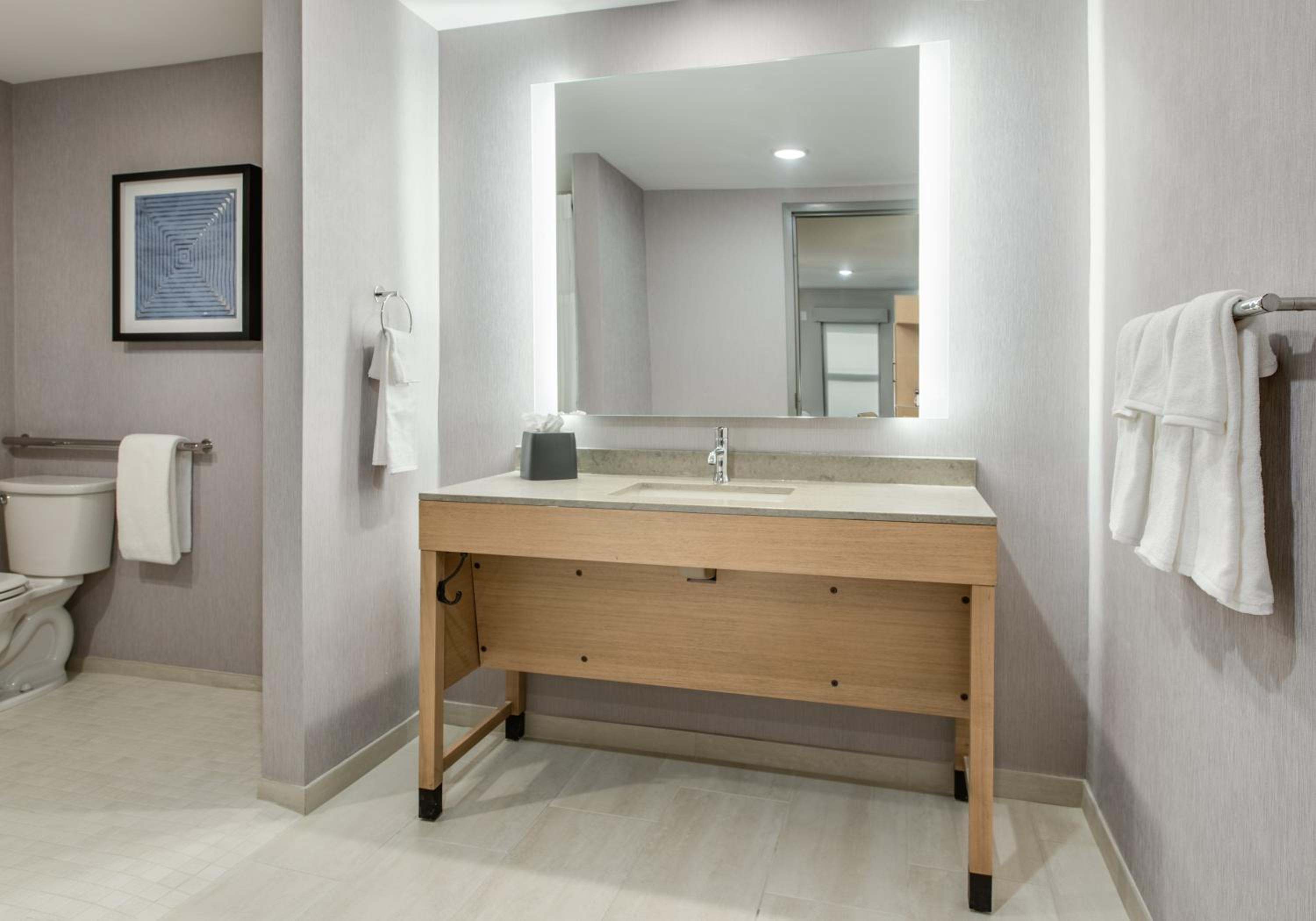 King Room with Sofa Bed and Accessible Tub - Photo 4