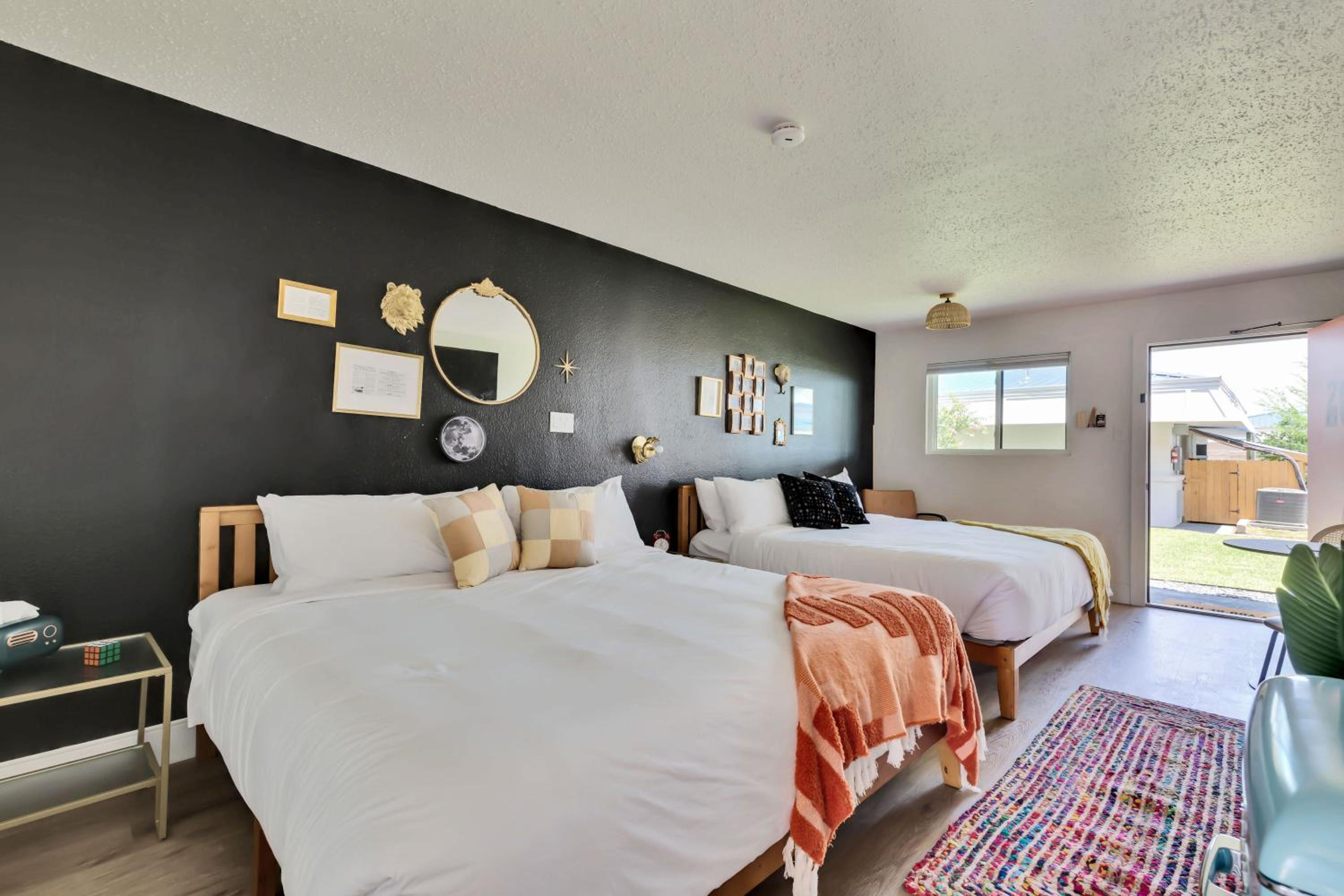 Deluxe Double Room - Photo 1