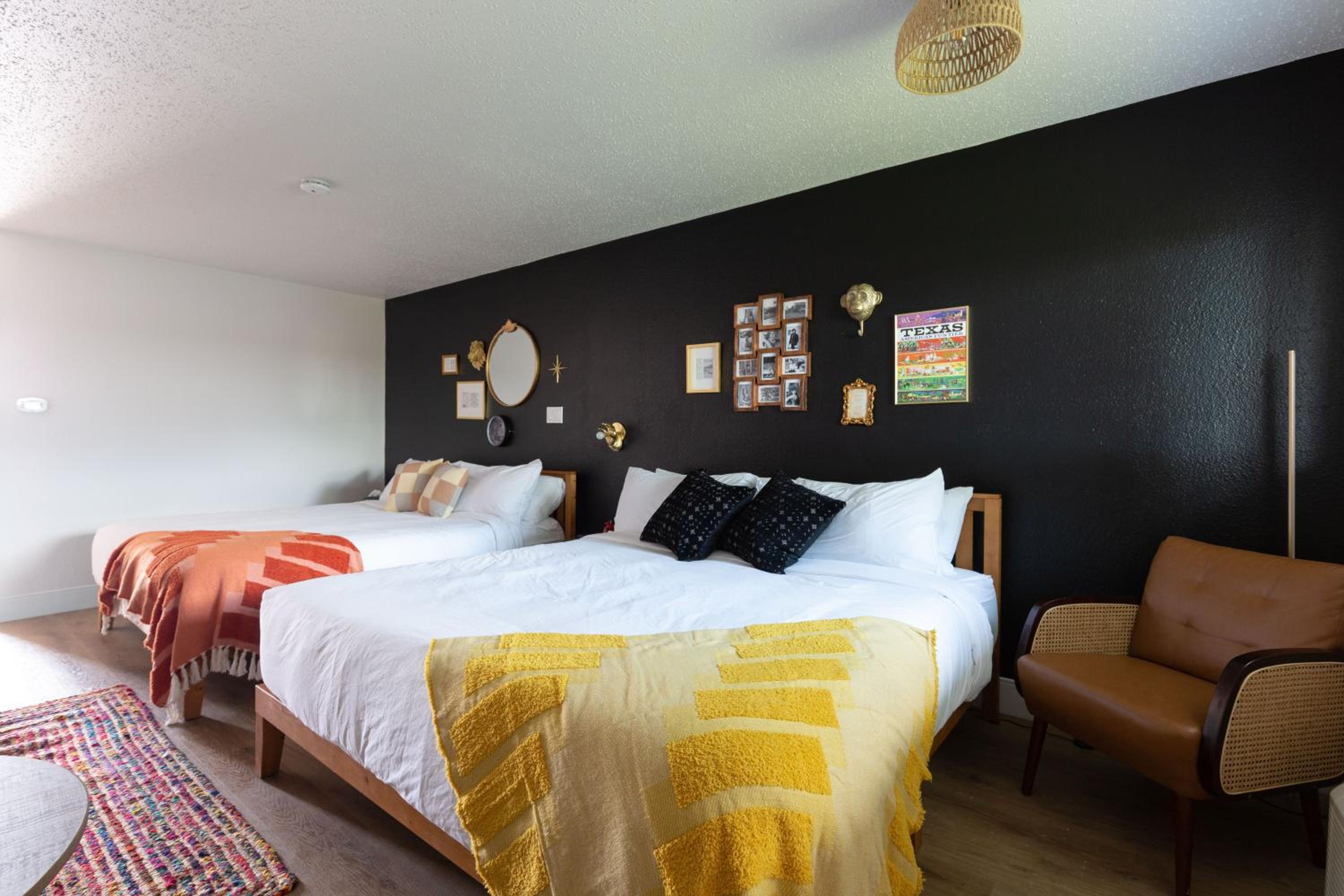 Deluxe Double Room - Photo 3