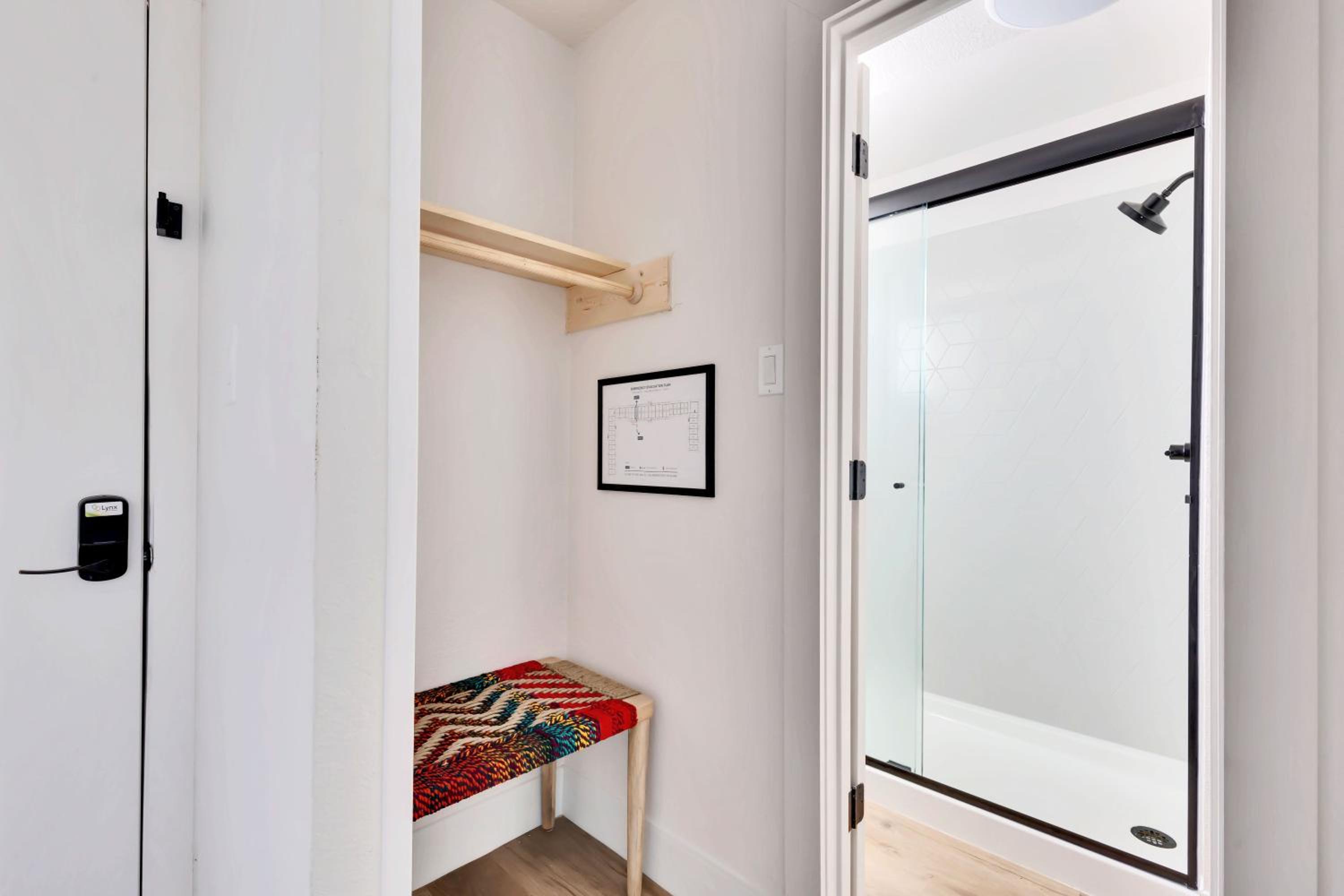 King Studio with Sofa Bed photo 3