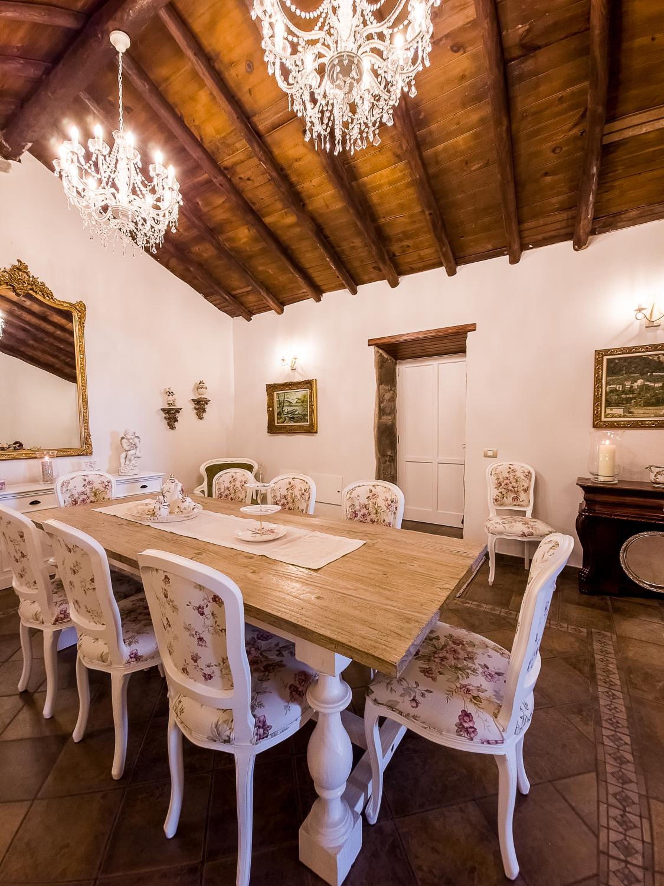 Three-Bedroom Chalet photo 2