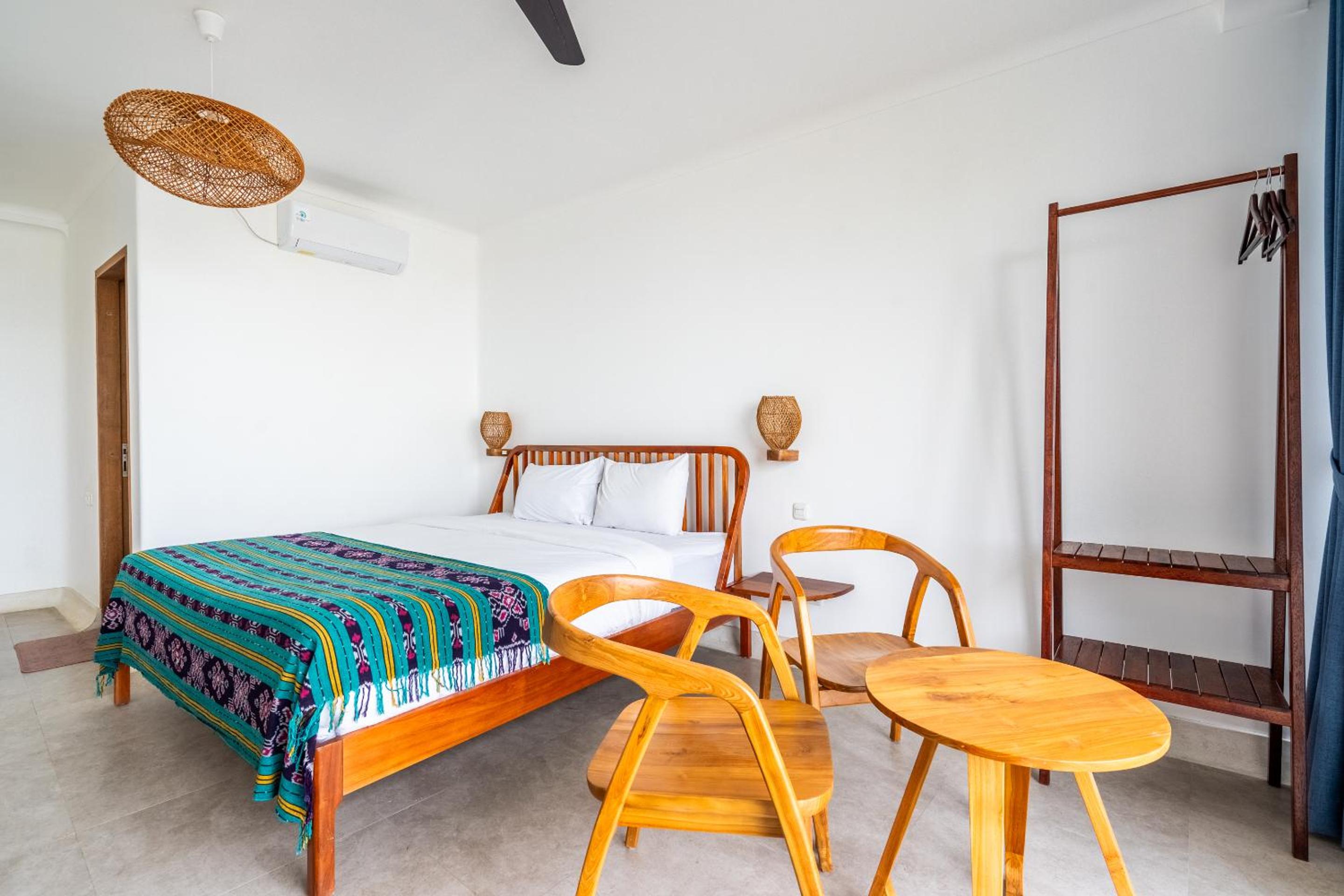 Deluxe Double Room with Sea View - Photo 24