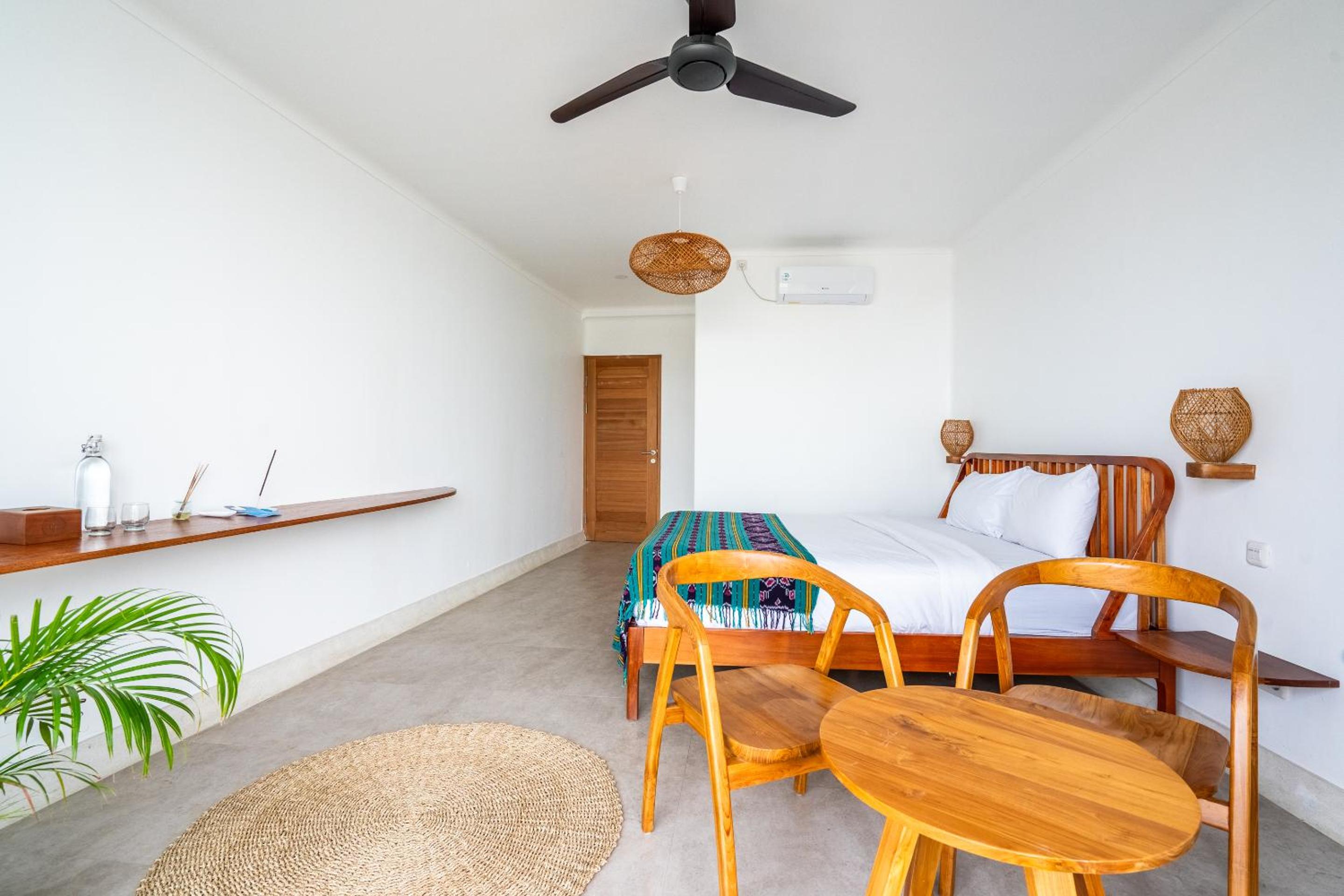 Deluxe Double Room with Sea View - Photo 23
