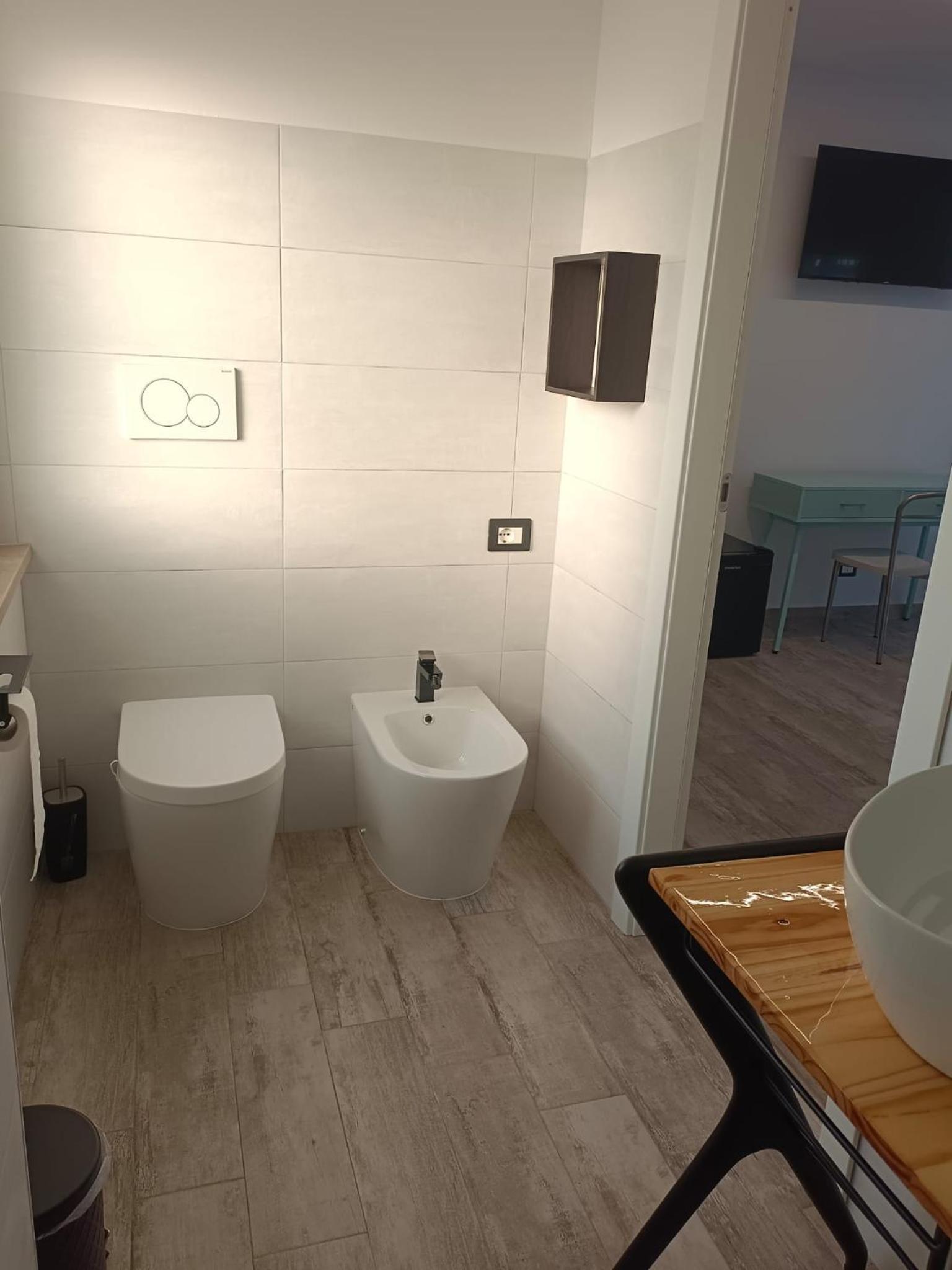 Triple Room - Photo 10