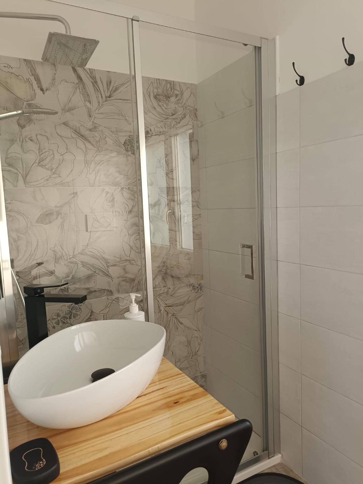 Triple Room - Photo 9
