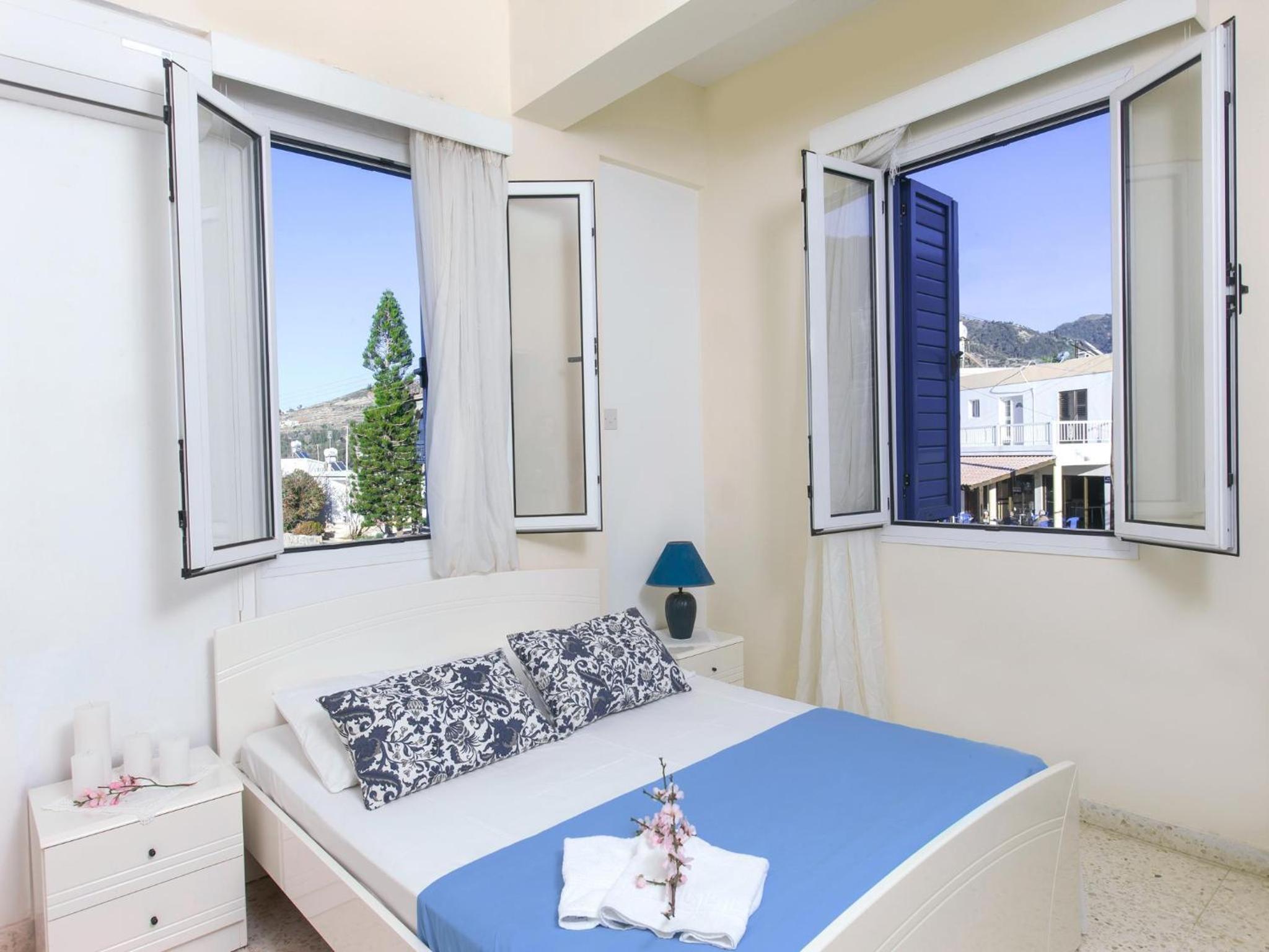 Two-Bedroom Apartment with Sea View photo 1