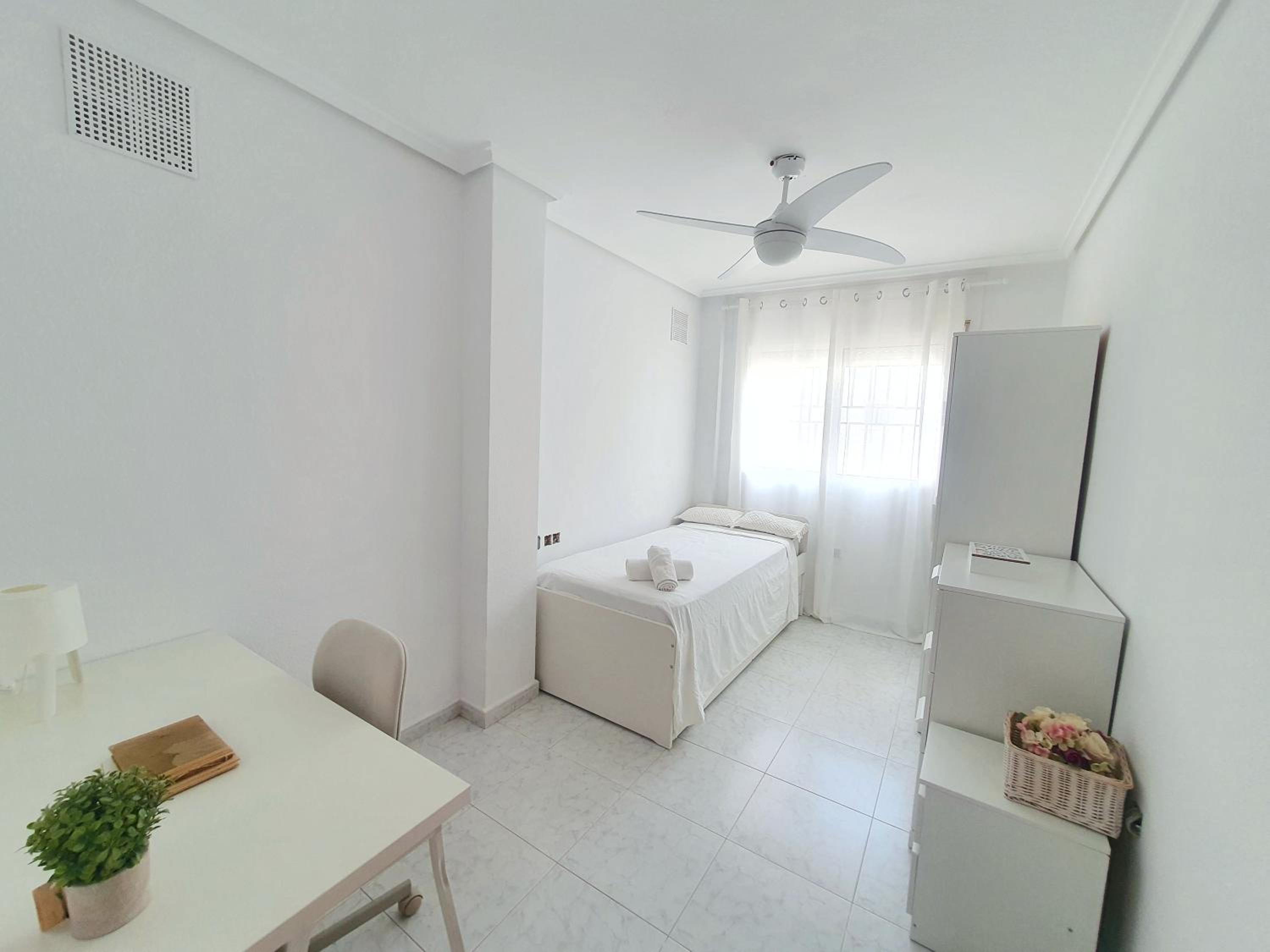 Apartamento con Balcón
