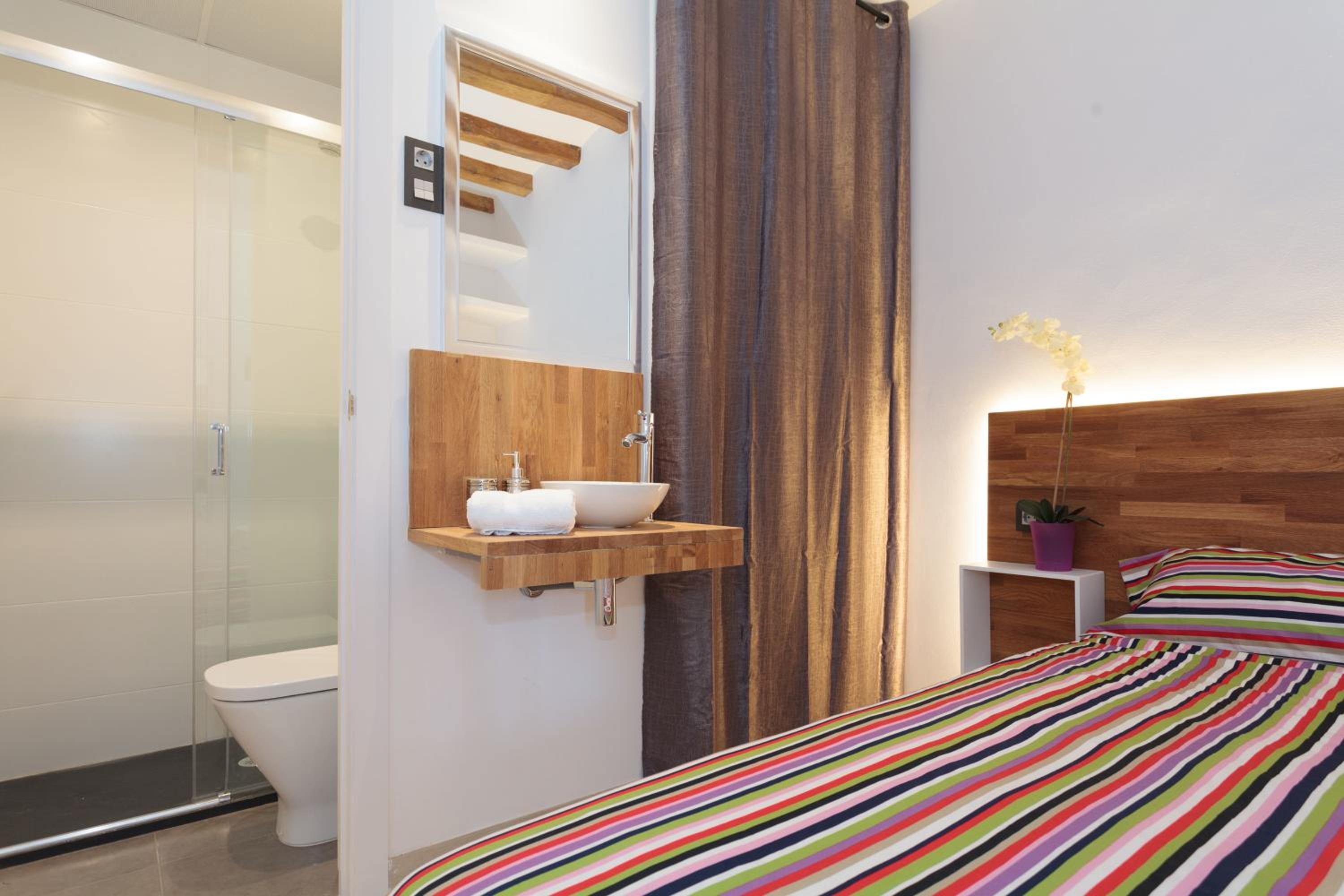 Apartamento de dos habitaciones con balcón