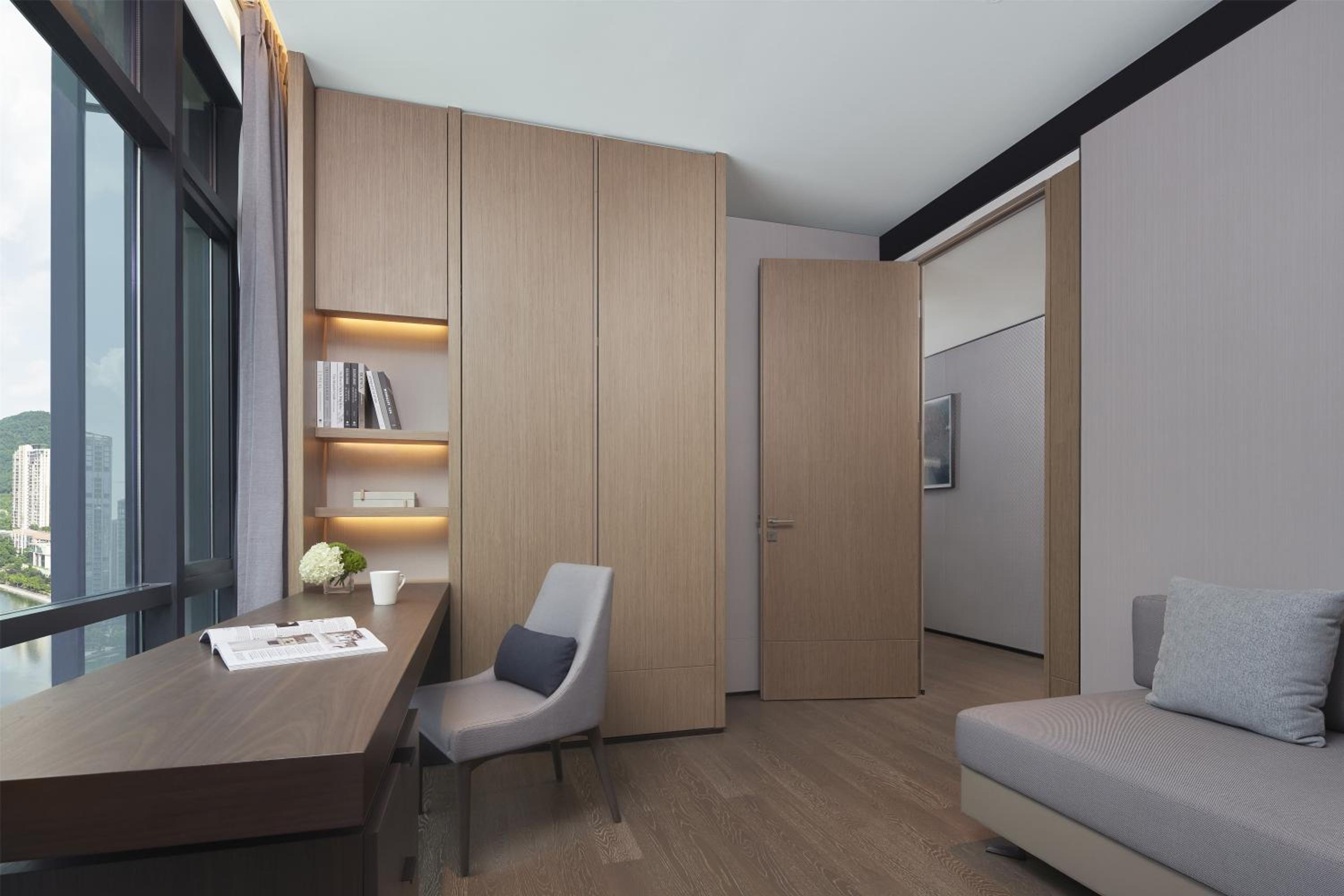 Three-Bedroom Suite - Photo 3