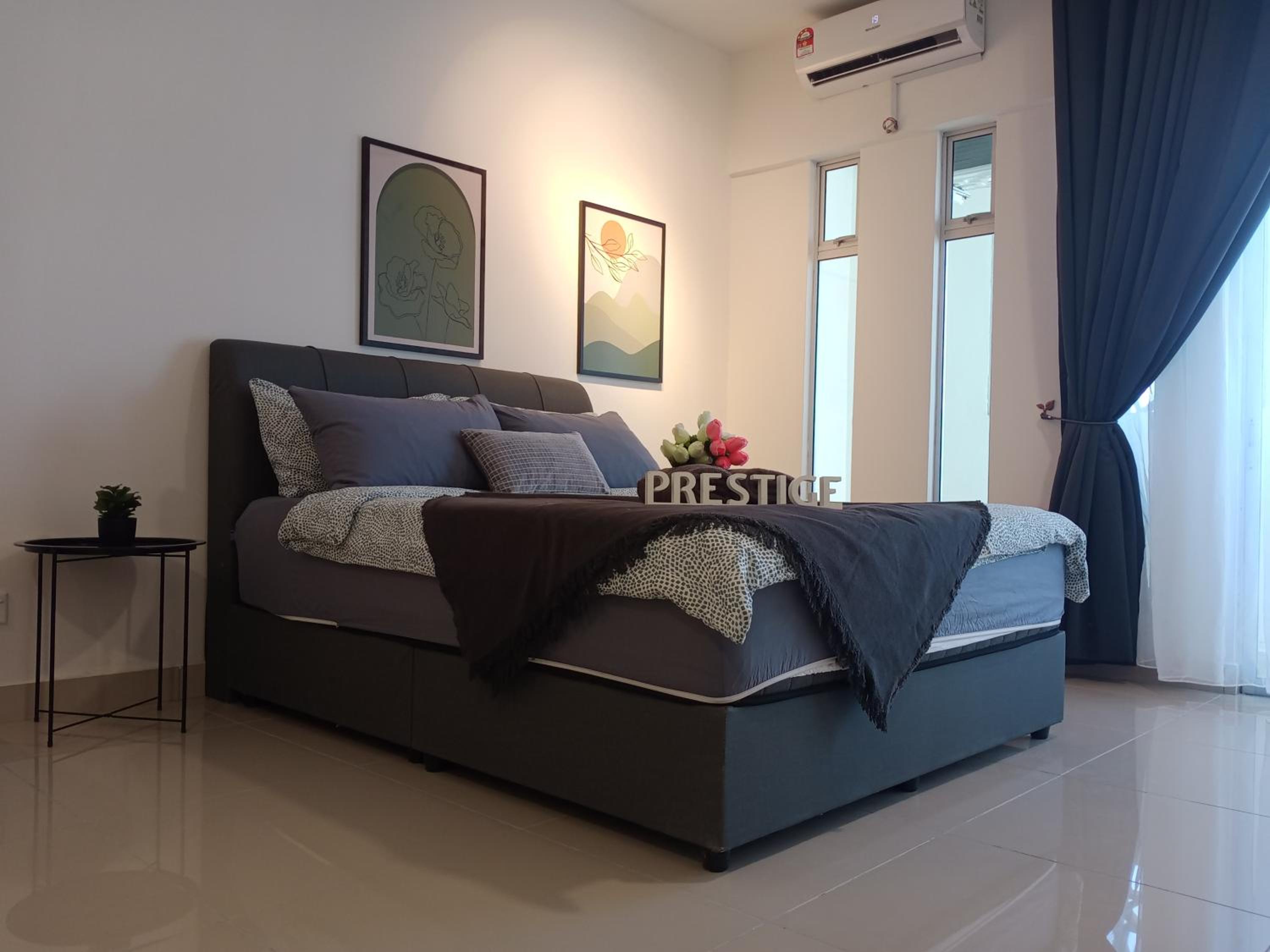 Studio Apartment - Photo 1