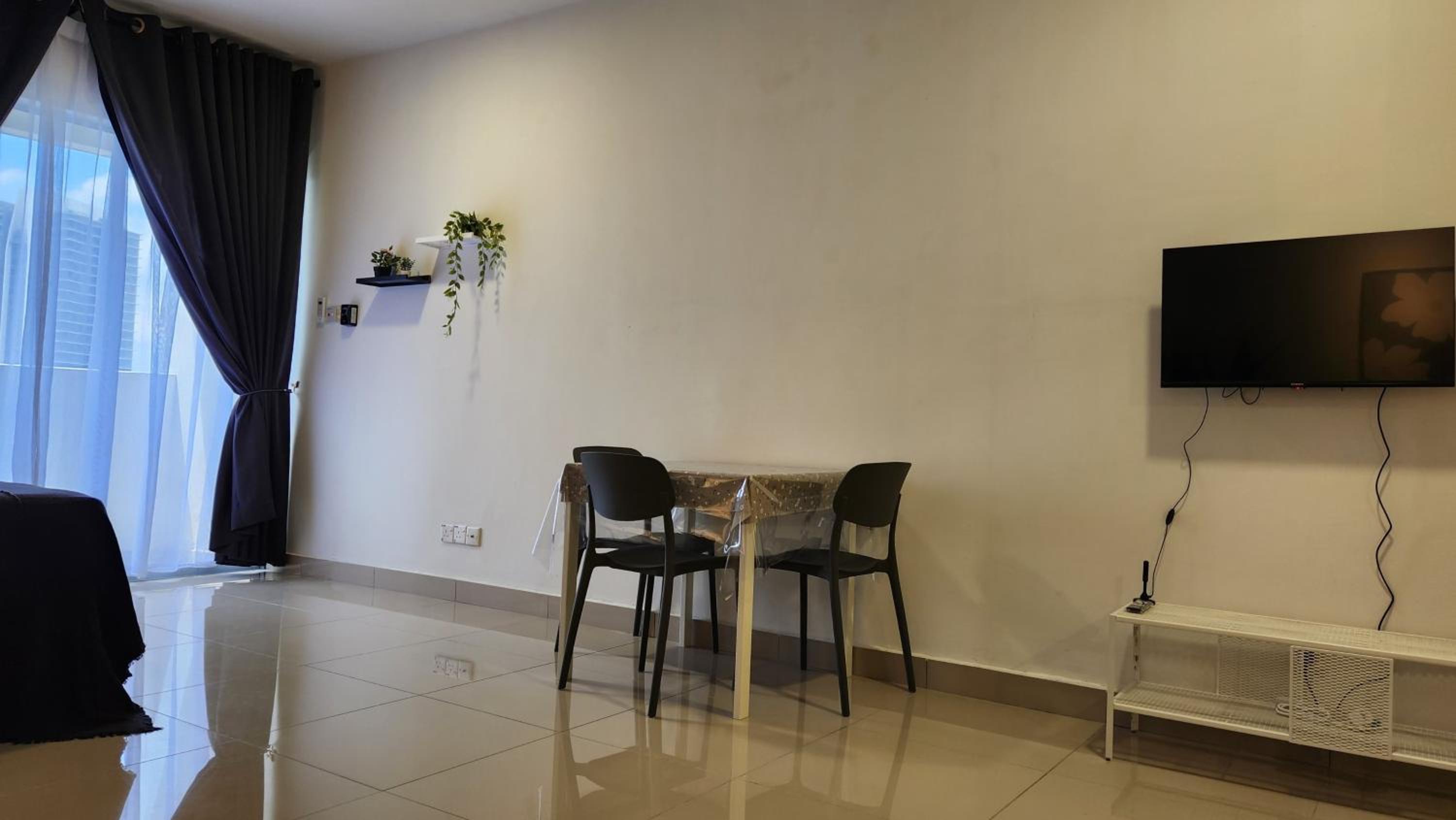 Studio Apartment - Photo 12