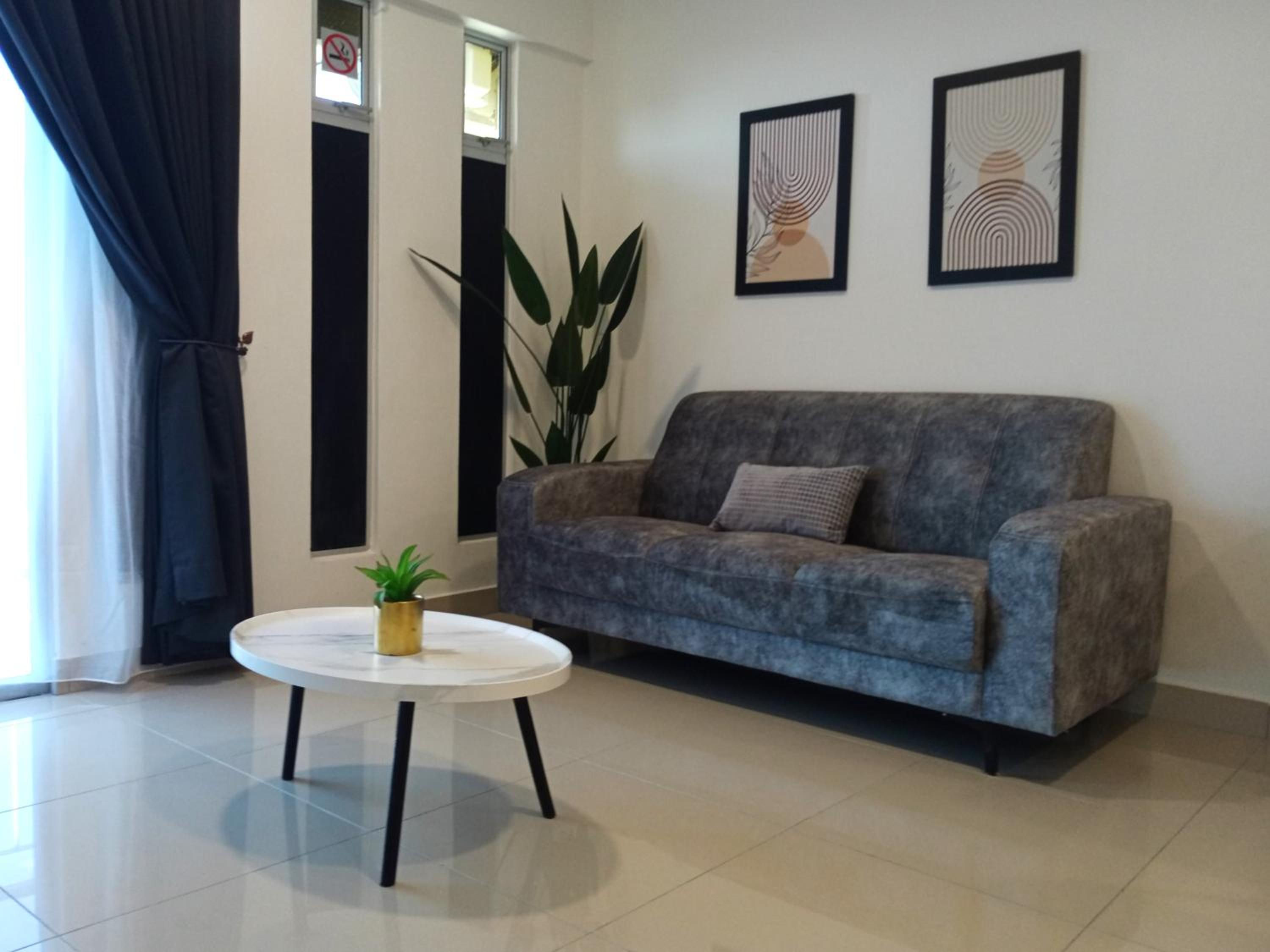 Two-Bedroom Apartment - Photo 2
