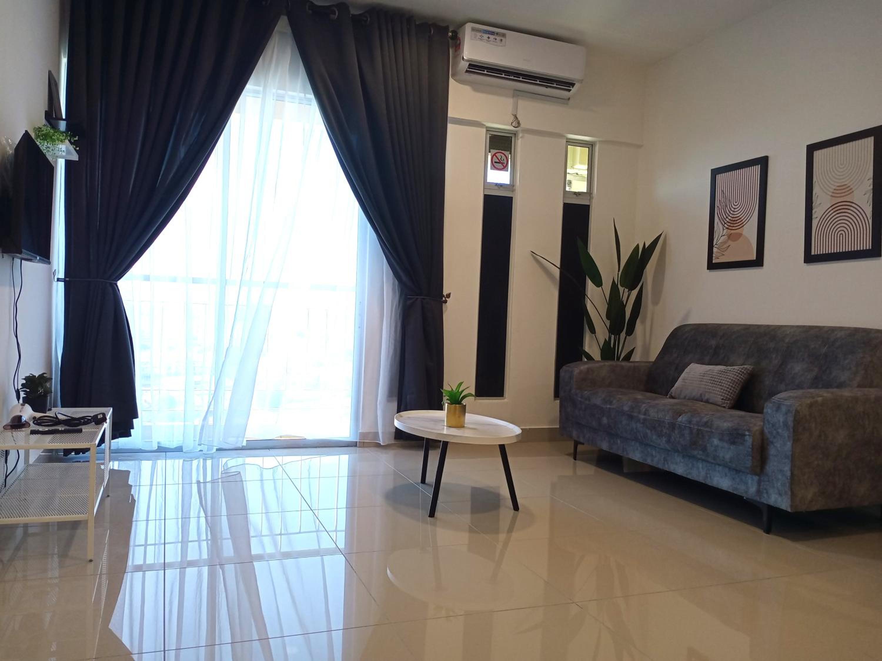 Two-Bedroom Apartment - Photo 3