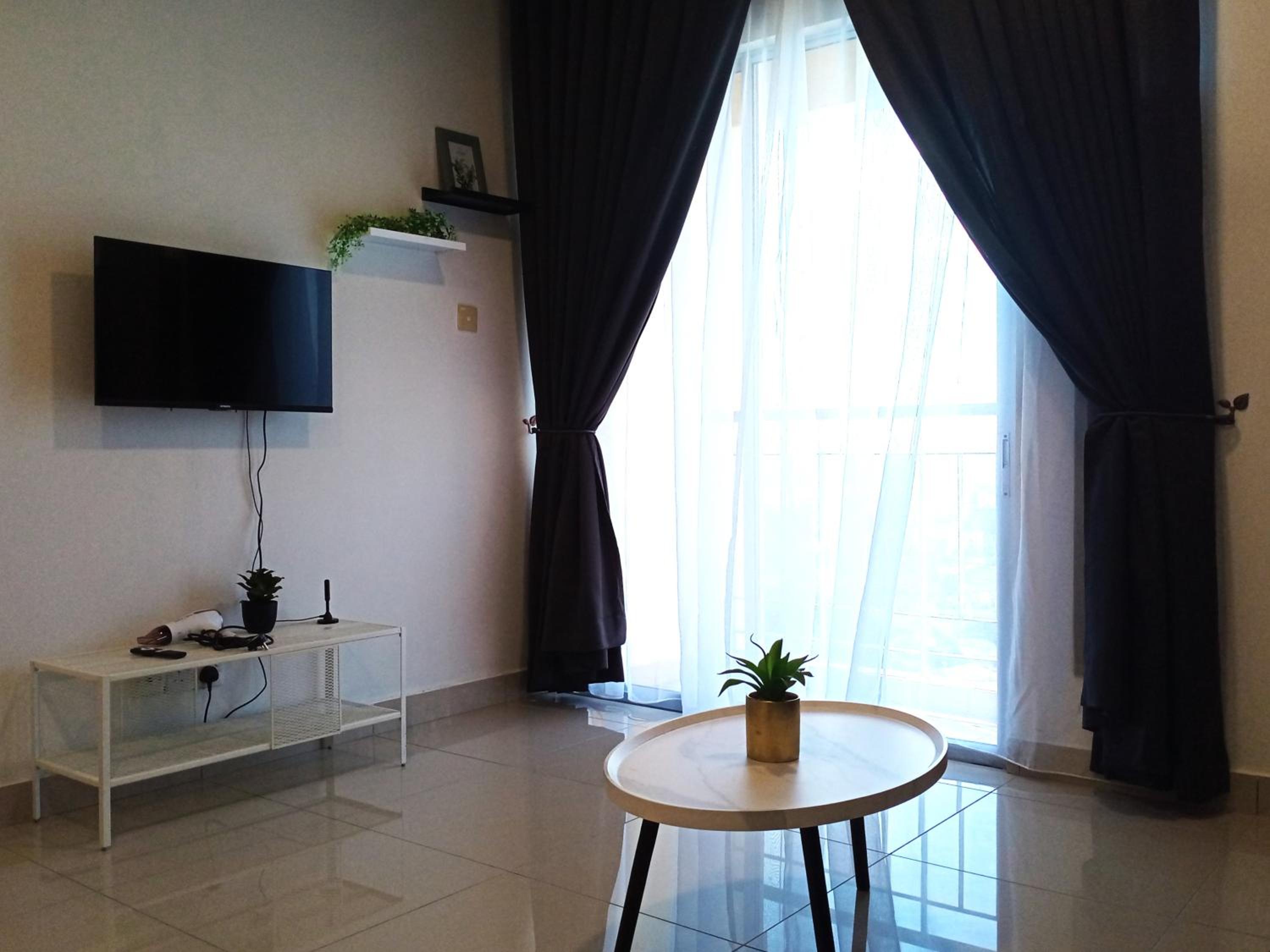 Two-Bedroom Apartment - Photo 4