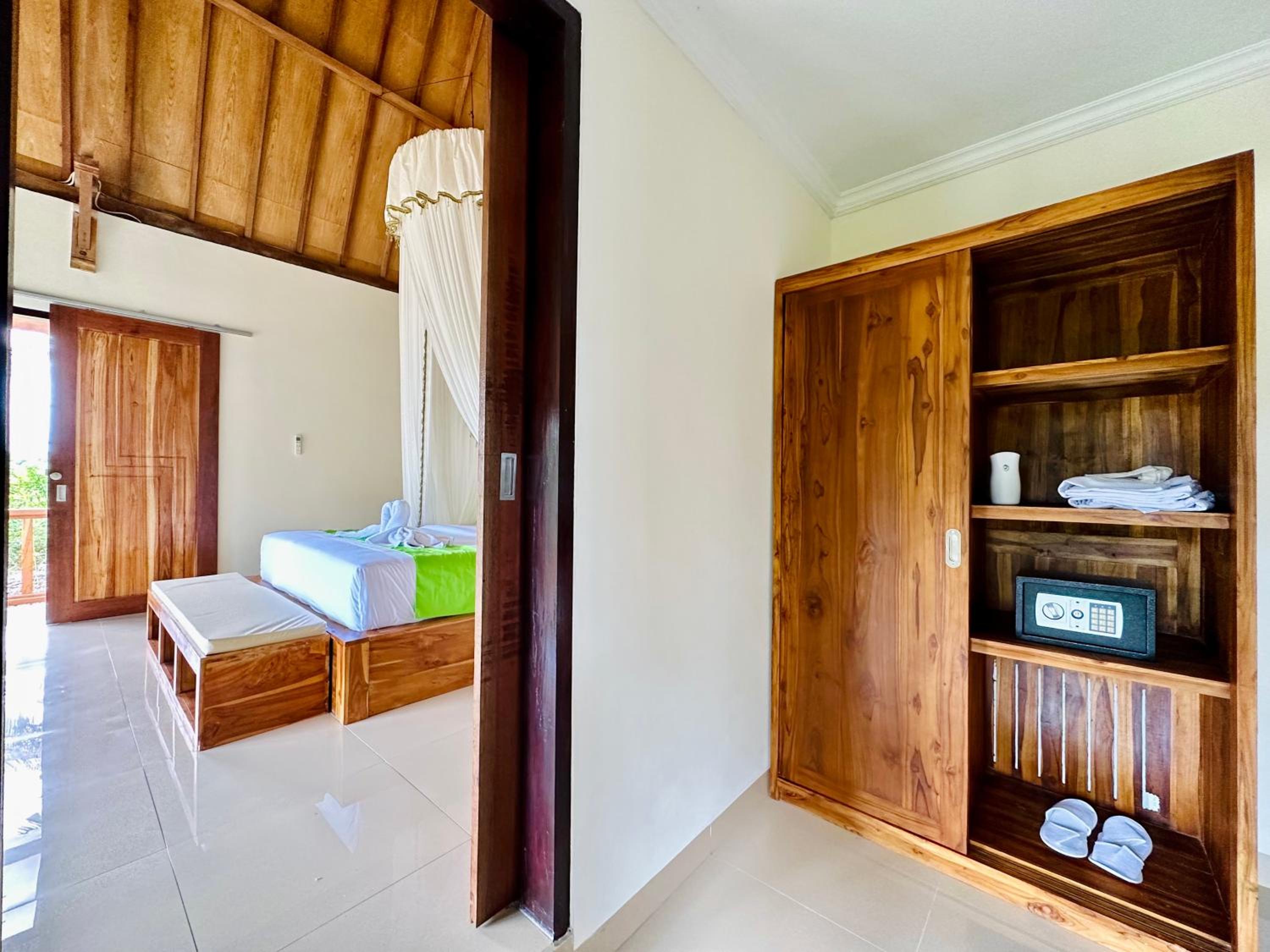 Suite with Jungle View - Photo 25