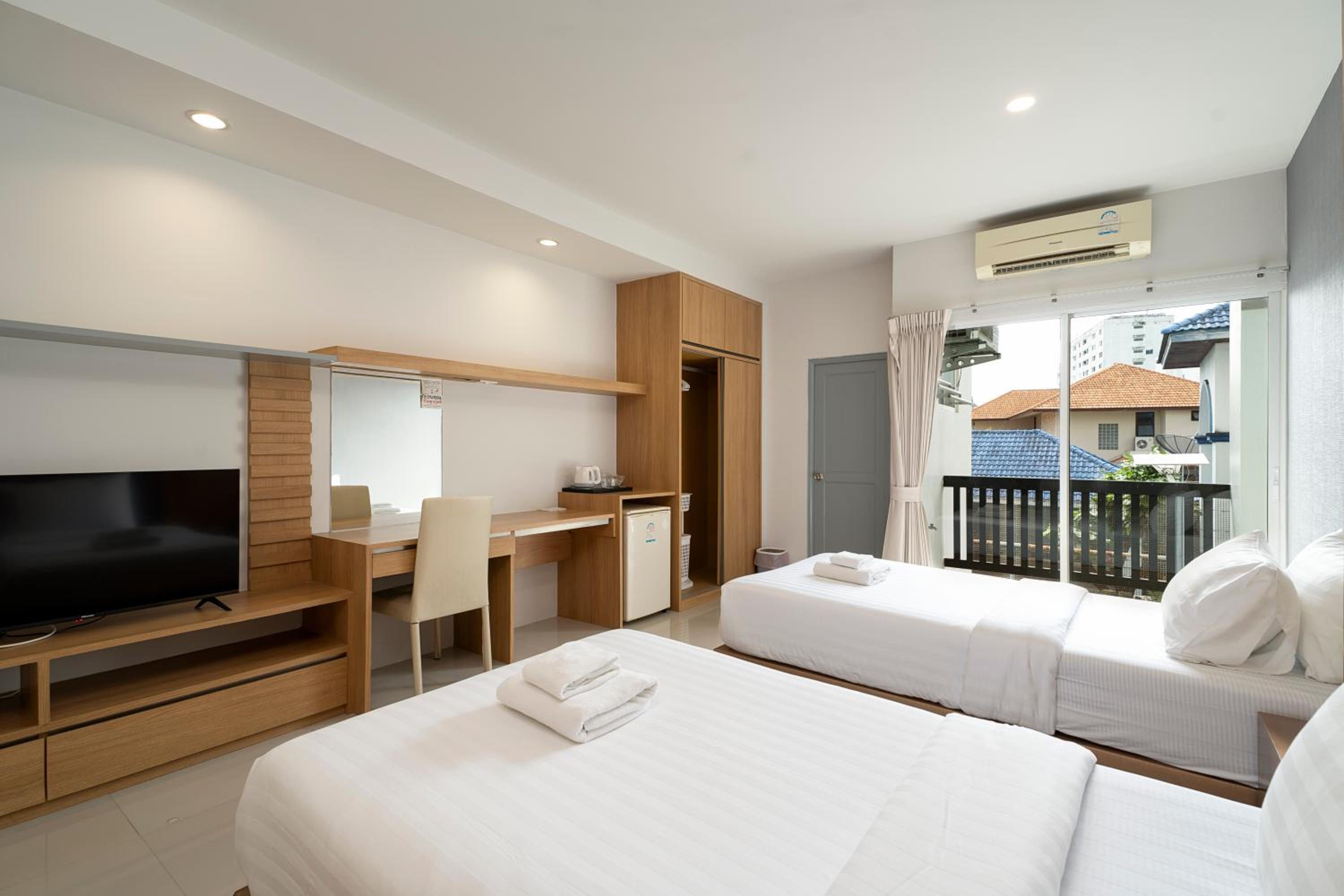 Superior Twin Room photo 1