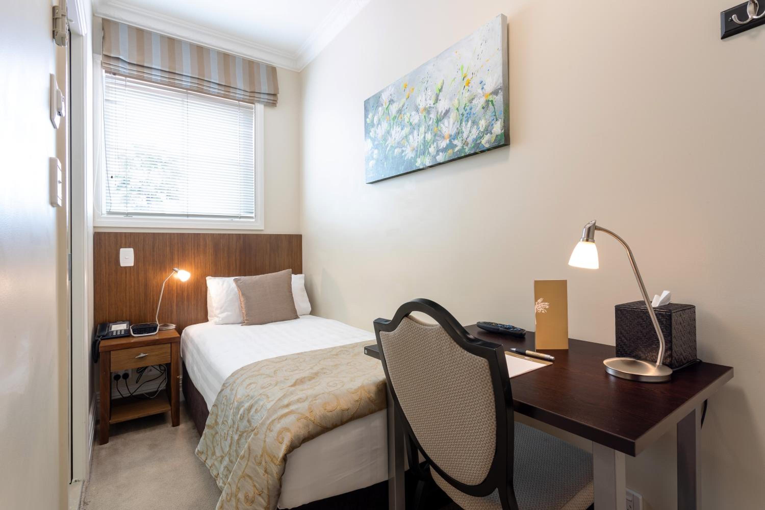 Compact Single Room