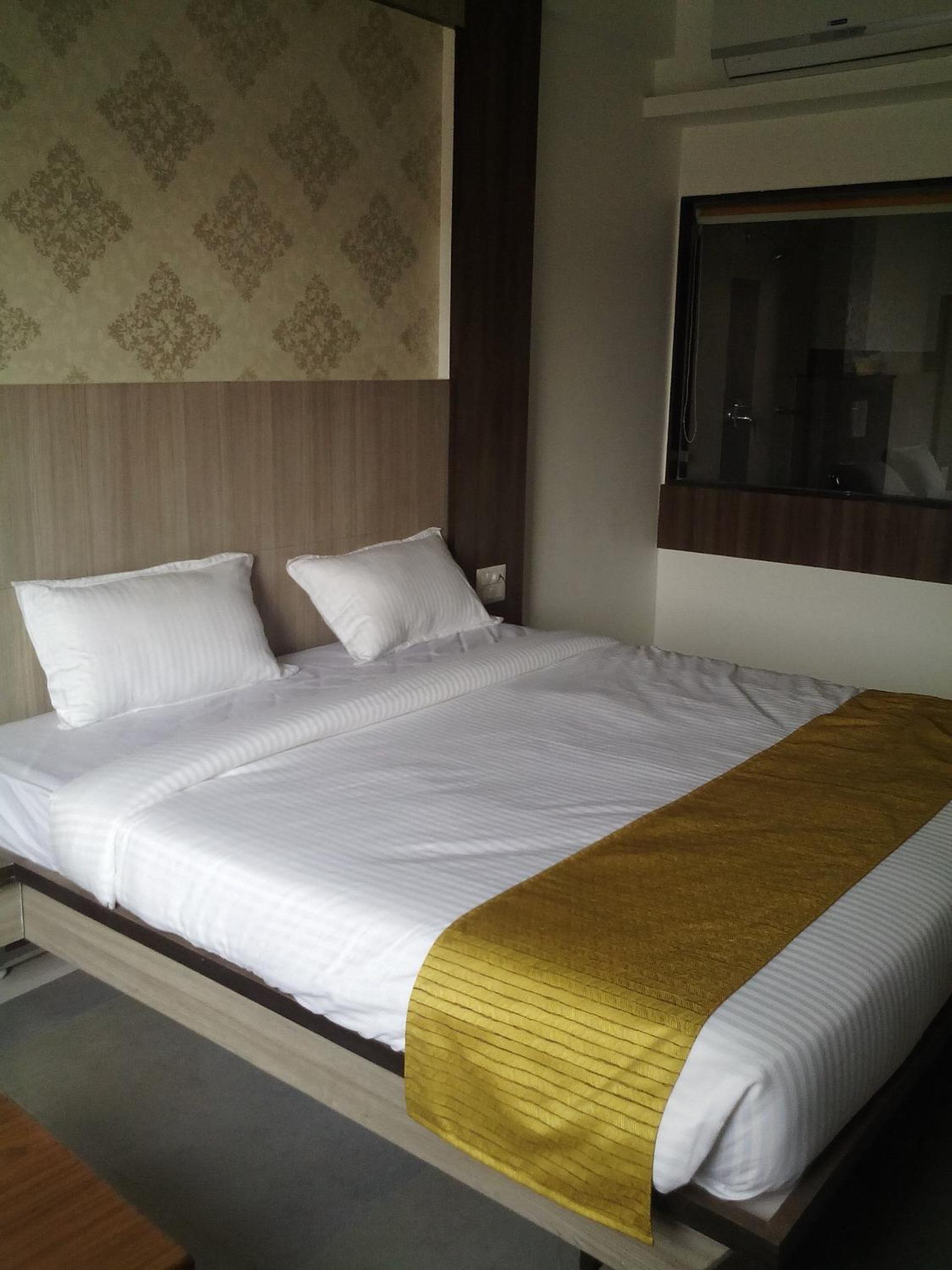 Standard Double Room photo 2