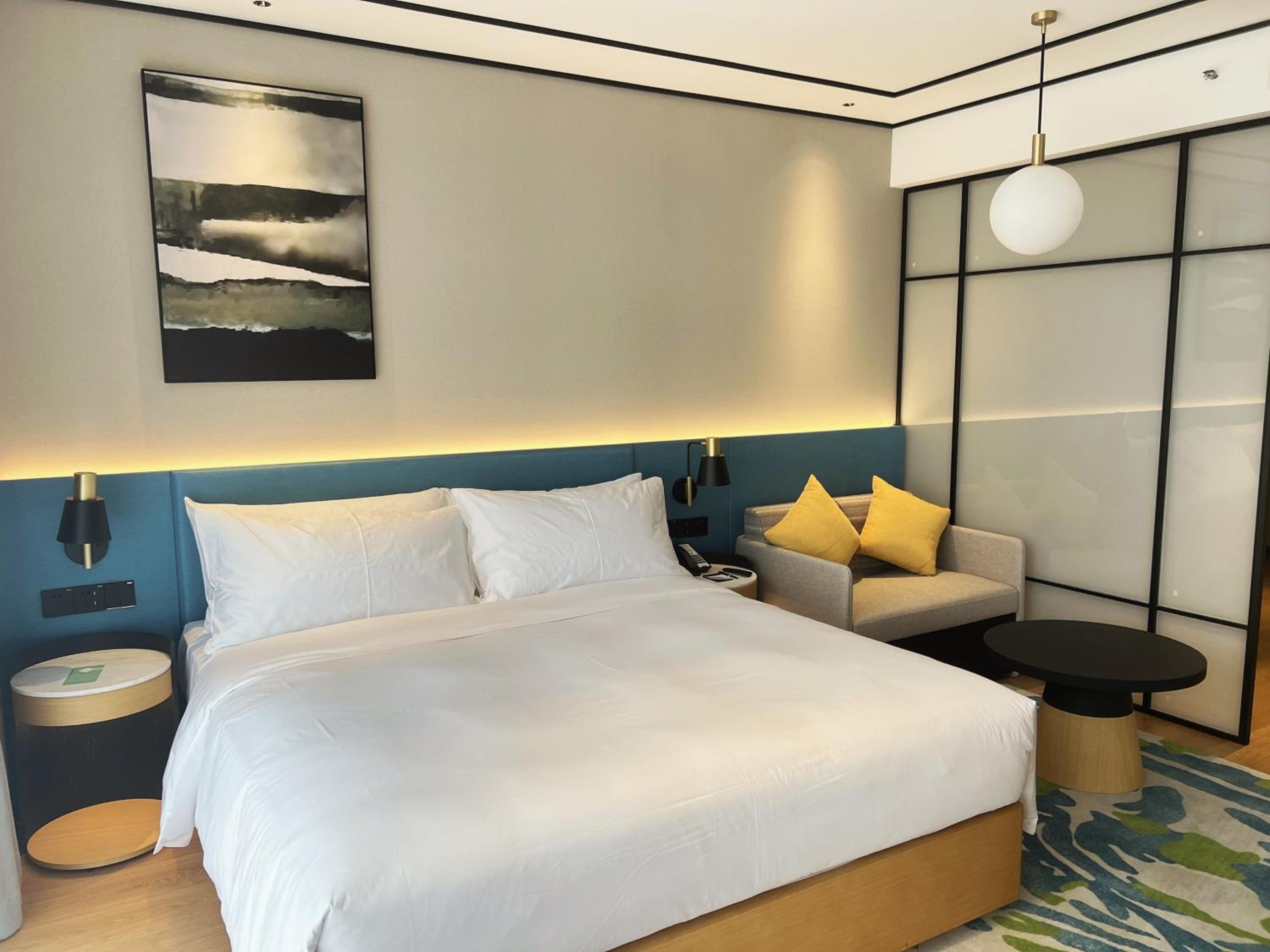 Superior King Room - Photo 2
