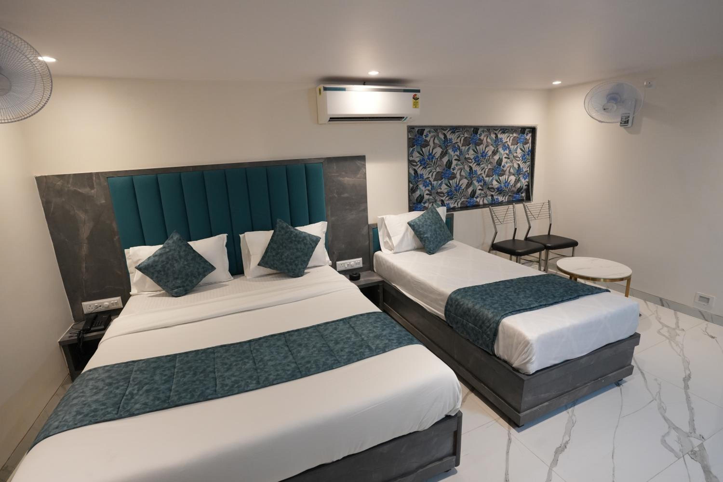 Triple Room photo 2