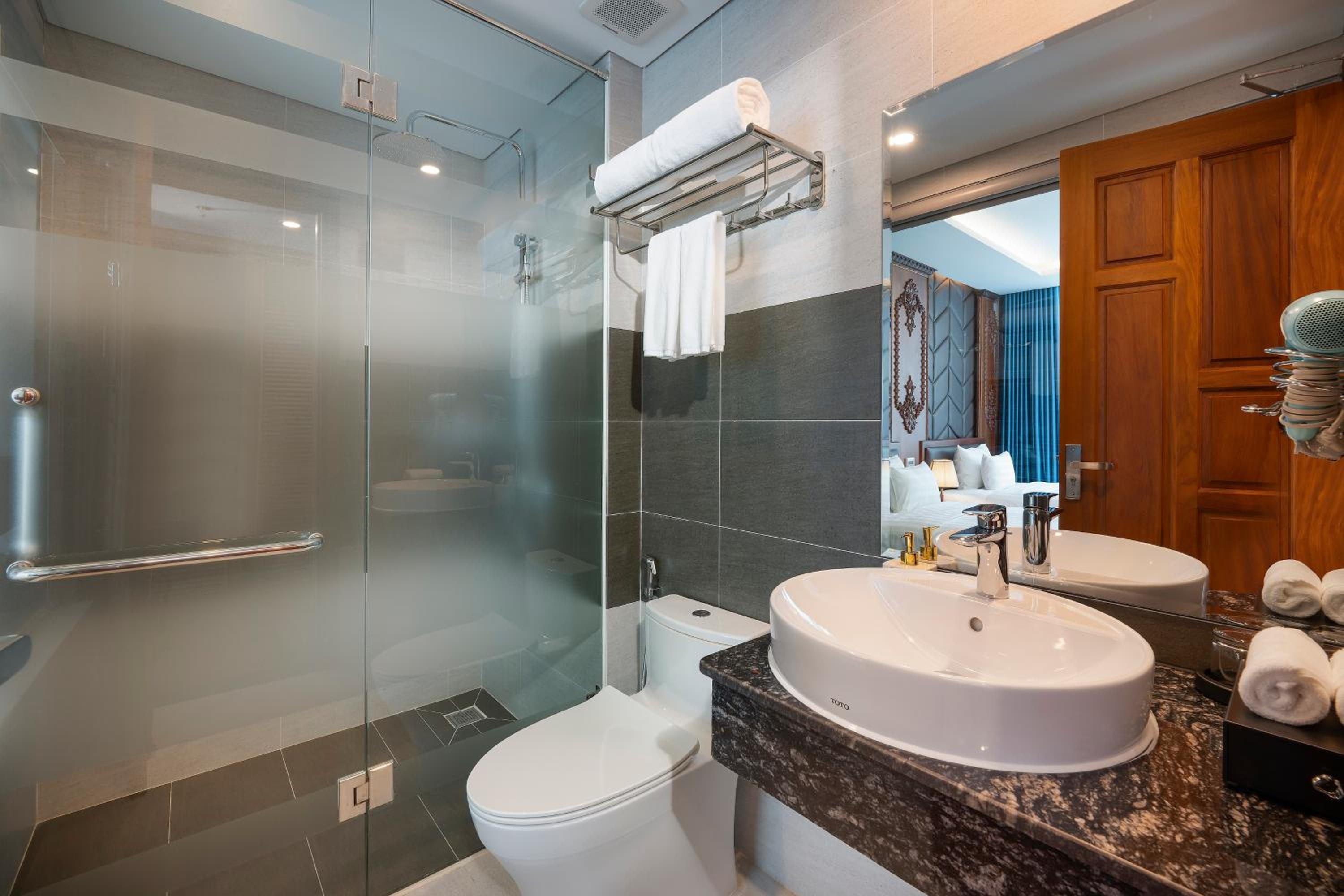 Superior Twin Room - Photo 6