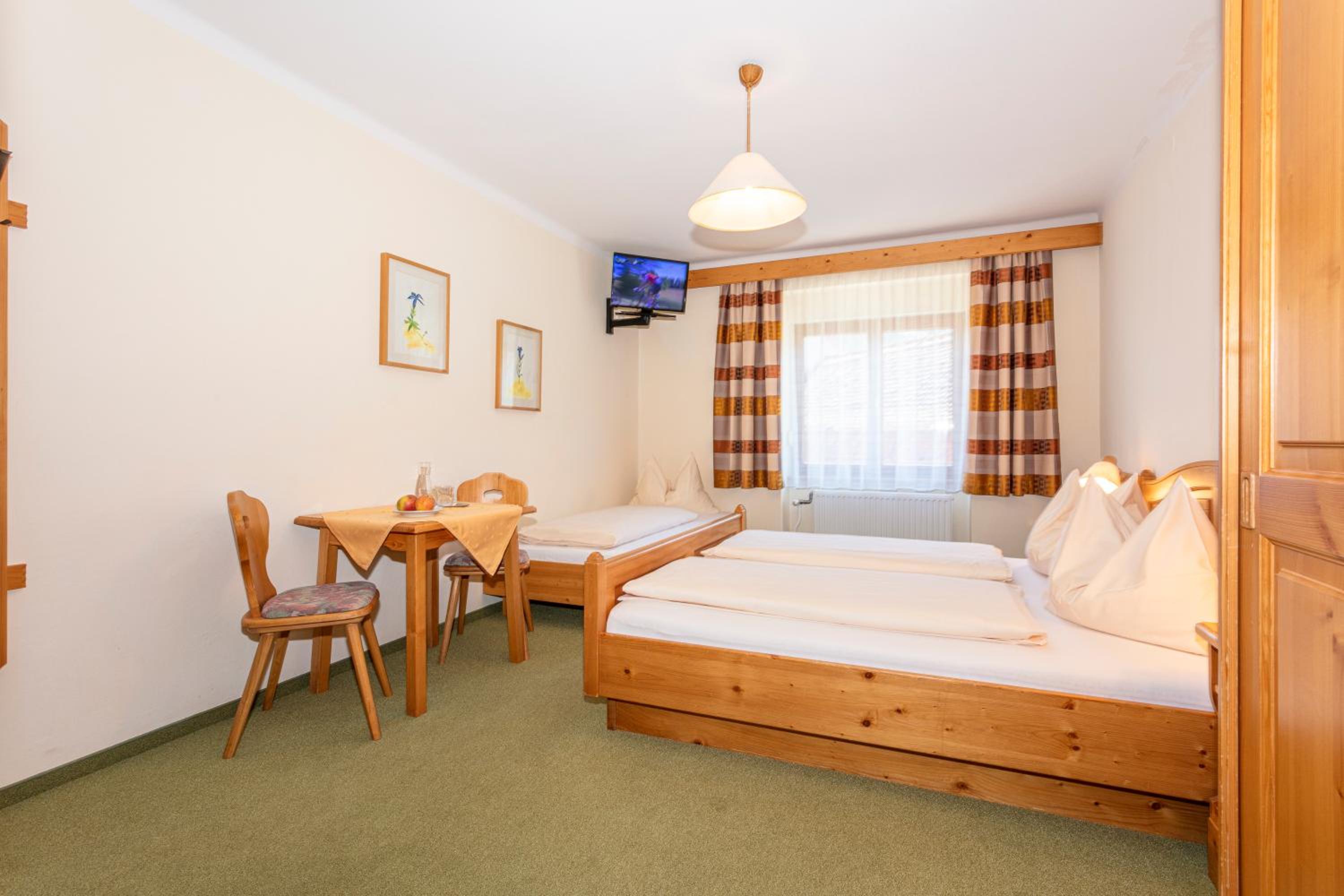 Triple Room photo 2